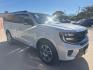 2025 Space Silver Metallic /Gray Ford Expedition Active (1FMJU1H80SE) with an EcoBoost 3.5L V6 GTDi DOHC 24V Twin Turbocharged engine, Automatic transmission, located at 1105 E Mulberry, Kaufman, TX, 75142, (972) 962-2151, 32.589550, -96.300926 - $2,166 off MSRP!<br><br><br>Space Silver Metallic 2025 Ford Expedition 4D Sport Utility Active RWD 10-Speed Automatic EcoBoost 3.5L V6 GTDi DOHC 24V Twin Turbocharged - Photo#6