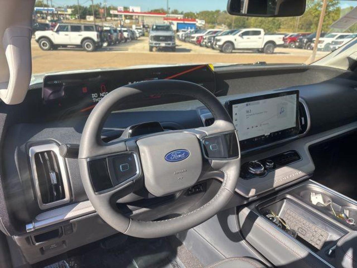 2025 Silver Metallic /Dark Gray Ford Expedition Active (1FMJU1H80SE) with an EcoBoost 3.5L V6 GTDi DOHC 24V Twin Turbocharged engine, Automatic transmission, located at 1105 E Mulberry, Kaufman, TX, 75142, (972) 962-2151, 32.589550, -96.300926 - Photo#12