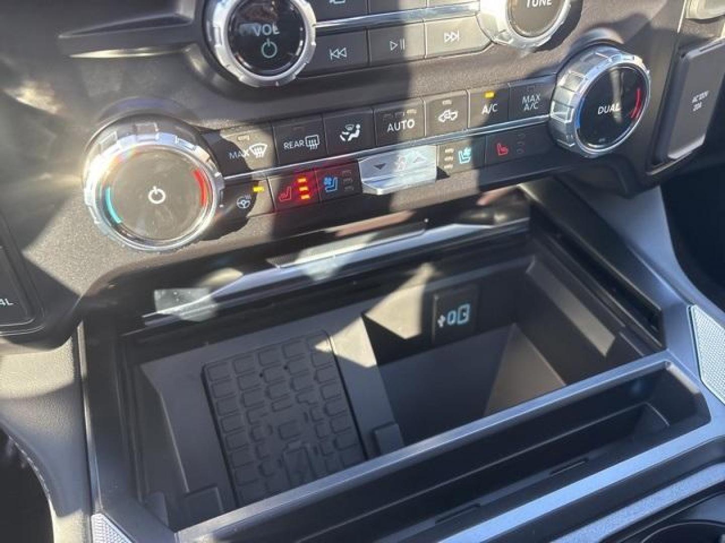 2026 Star White Metallic Tri-Coat /Black Onyx Ford F-250SD (1FT8W2BM5TE) with an 6.7L High Output Power Stroke V8 Diesel engine, Automatic transmission, located at 1105 E Mulberry, Kaufman, TX, 75142, (972) 962-2151, 32.589550, -96.300926 - Star White Metallic Tri-Coat 2026 Ford F-250SD 4D Crew Cab 4WD 10-Speed Automatic 6.7L High Output Power Stroke V8 Diesel 4WD. - Photo#25