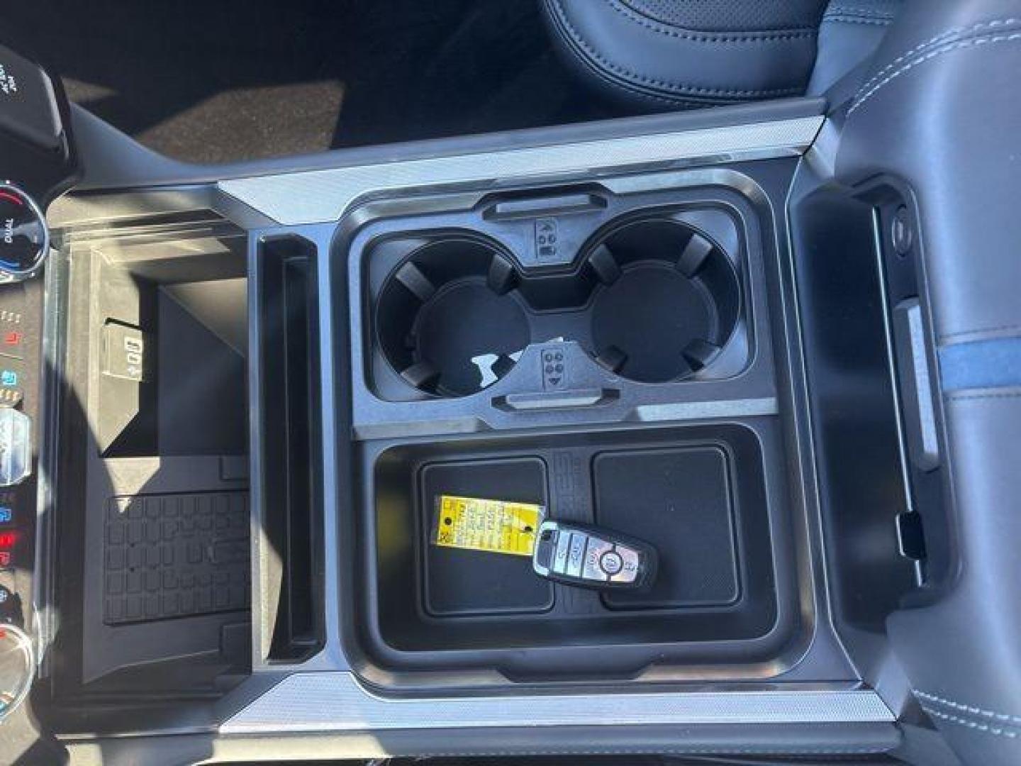 2026 White Metallic /Black Onyx/Platinum Blue Ford F-250SD Platinum (1FT8W2BM5TE) with an 6.7L High Output Power Stroke V8 Diesel engine, Automatic transmission, located at 1105 E Mulberry, Kaufman, TX, 75142, (972) 962-2151, 32.589550, -96.300926 - $5,541 off MSRP!<br><br>4WD, ABS brakes, Alloy wheels, Compass, Electronic Stability Control, Front dual zone A/C, Heated door mirrors, Heated front seats, Heated rear seats, Illuminated entry, Low tire pressure warning, Remote keyless entry, Traction control.<br>Star White Metallic Tri-Coat 2026 Fo - Photo#24