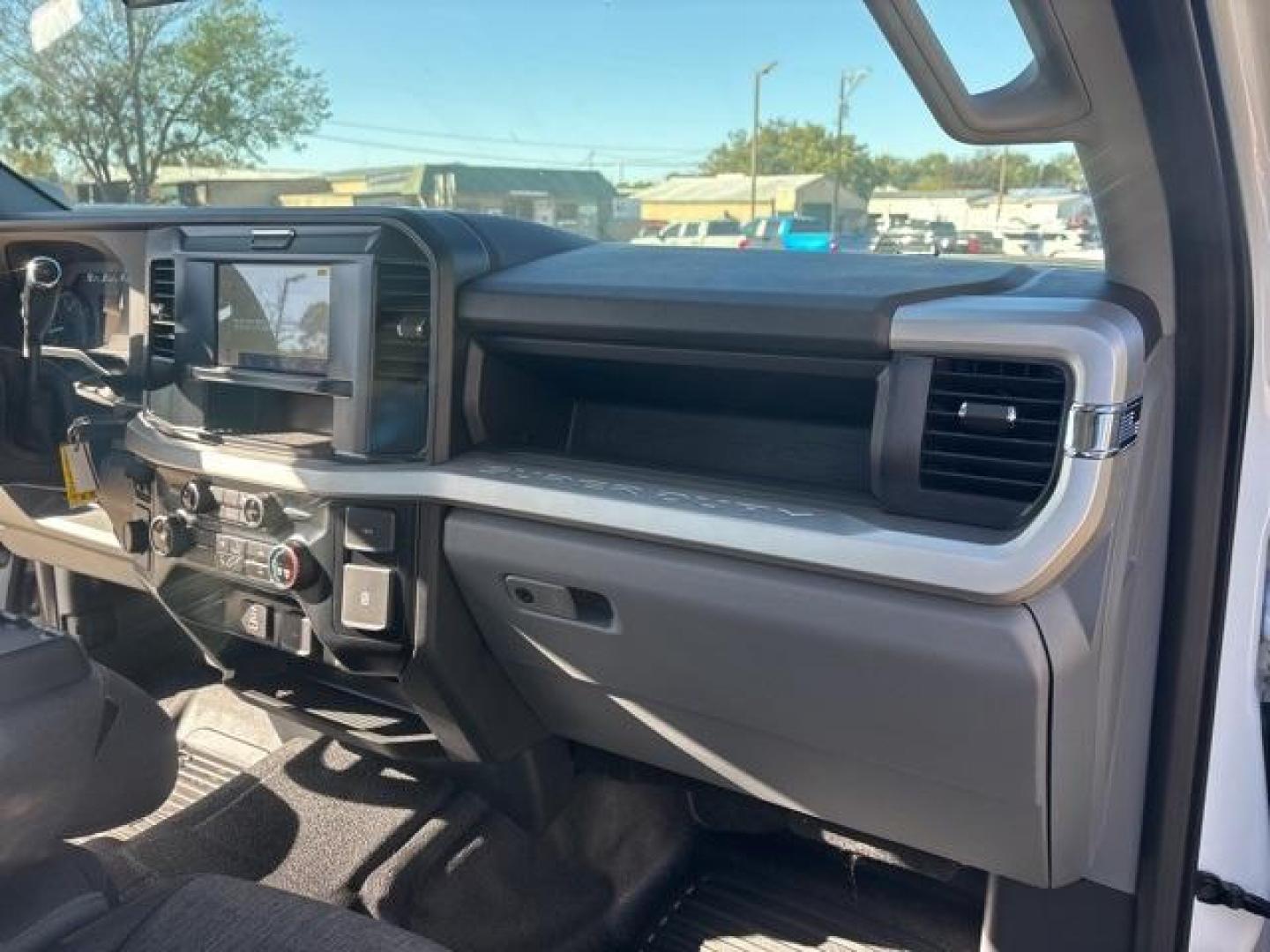 2026 White /Dark Slate Ford F-250SD (1FT7W2AA2TE) with an 6.8L V8 engine, Automatic transmission, located at 1105 E Mulberry, Kaufman, TX, 75142, (972) 962-2151, 32.589550, -96.300926 - Photo#17