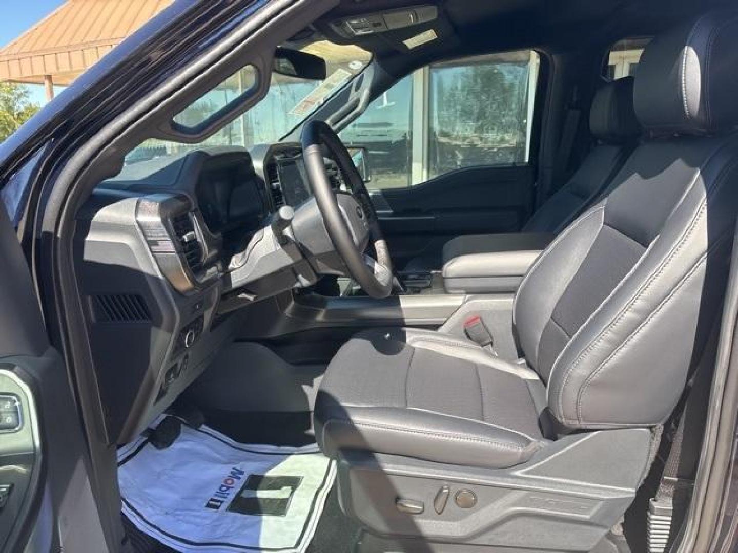 2025 Antimatter Blue Metallic /Black Ford F-150 Lariat (1FTFW5L51SK) with an 5.0L V8 engine, Automatic transmission, located at 1105 E Mulberry, Kaufman, TX, 75142, (972) 962-2151, 32.589550, -96.300926 - $4,519 off MSRP!<br><br>4WD.<br>Antimatter Blue Metallic 2025 Ford F-150 4D SuperCrew Lariat 4WD 10-Speed Automatic 5.0L V8 17/22 City/Highway MPG Price includes: $500 - Retail Bonus Cash. Exp. 01/05/2026 - Photo#10