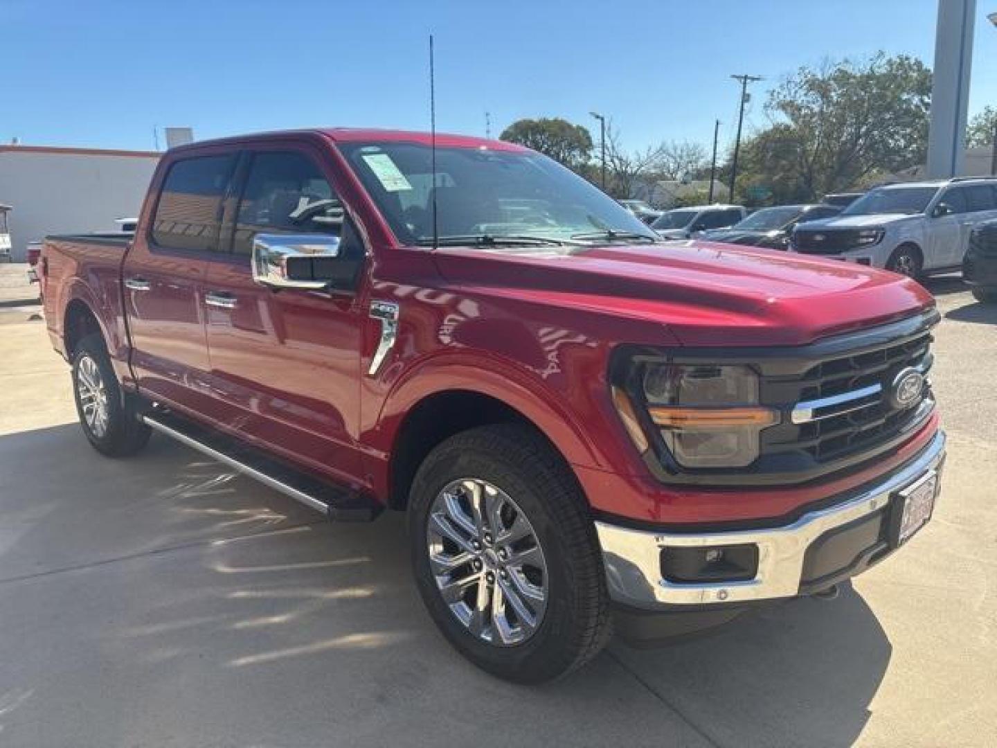 2025 Rapid Red Metallic Tinted Clearcoat /Dark Slate Ford F-150 XLT (1FTFW3L59SK) with an 5.0L V8 engine, Automatic transmission, located at 1105 E Mulberry, Kaufman, TX, 75142, (972) 962-2151, 32.589550, -96.300926 - $5,746 off MSRP!<br><br>4WD.<br>Red Metallic 2025 Ford F-150 4D SuperCrew XLT 4WD 10-Speed Automatic 5.0L V8 17/22 City/Highway MPG - Photo#6
