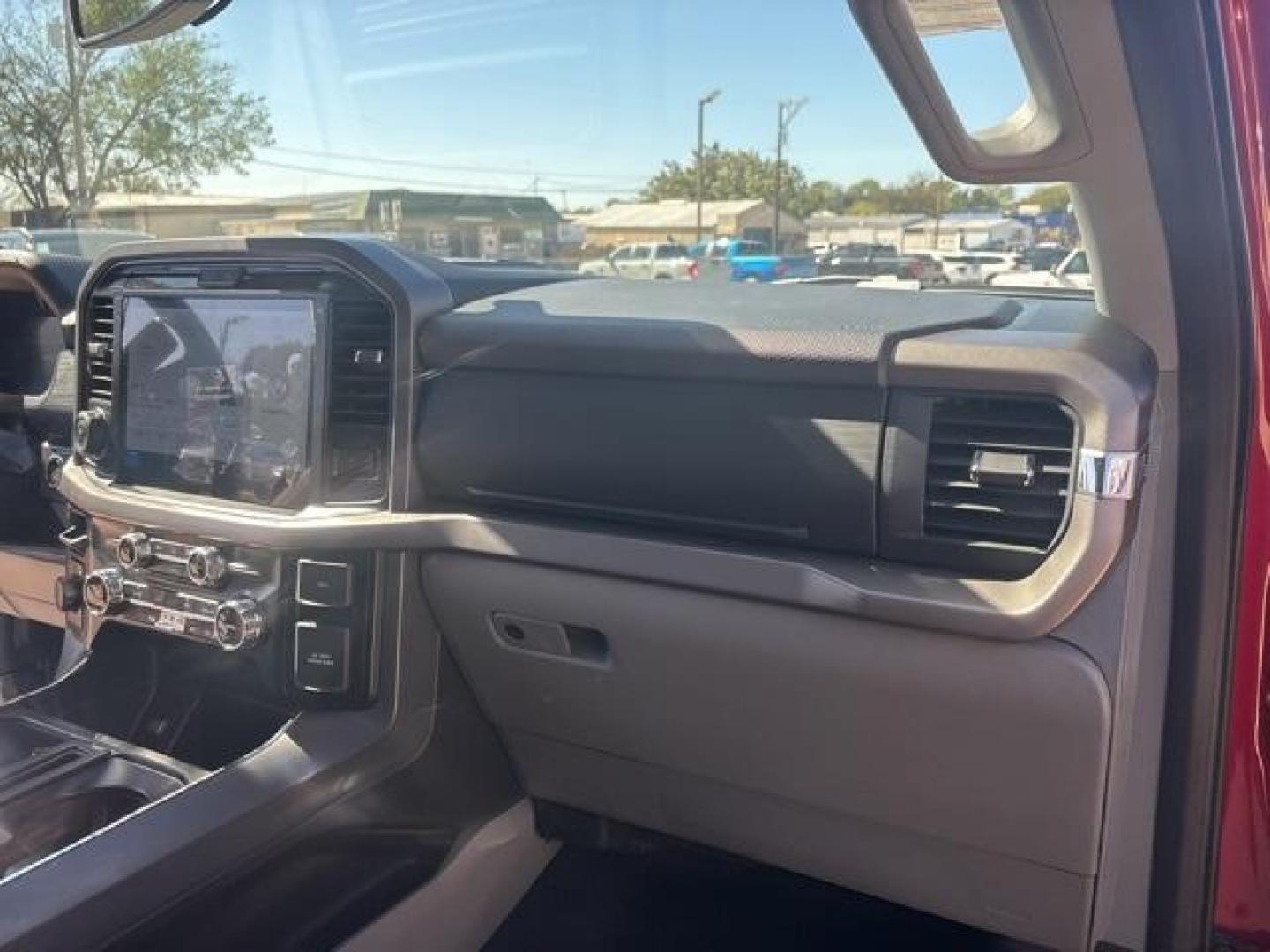 2025 Rapid Red Metallic Tinted Clearcoat /Dark Slate Ford F-150 XLT (1FTFW3L59SK) with an 5.0L V8 engine, Automatic transmission, located at 1105 E Mulberry, Kaufman, TX, 75142, (972) 962-2151, 32.589550, -96.300926 - $5,746 off MSRP!<br><br>4WD.<br>Red Metallic 2025 Ford F-150 4D SuperCrew XLT 4WD 10-Speed Automatic 5.0L V8 17/22 City/Highway MPG - Photo#17