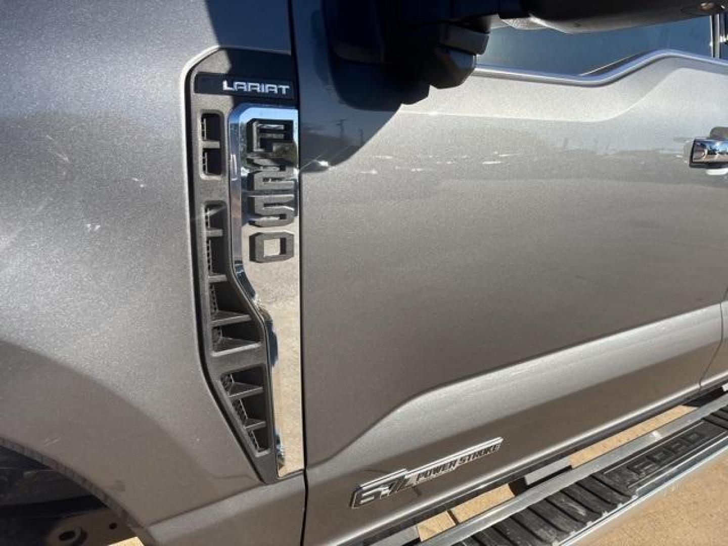 2026 Carbonized Gray Metallic /Black Onyx Ford F-250SD Lariat (1FT8W2BT2TE) with an Power Stroke 6.7L V8 DI 32V OHV Turbodiesel engine, Automatic transmission, located at 1105 E Mulberry, Kaufman, TX, 75142, (972) 962-2151, 32.589550, -96.300926 - Carbonized Gray Metallic 2026 Ford F-250SD 4D Crew Cab Lariat 4WD 10-Speed Automatic Power Stroke 6.7L V8 DI 32V OHV Turbodiesel 4WD. - Photo#8