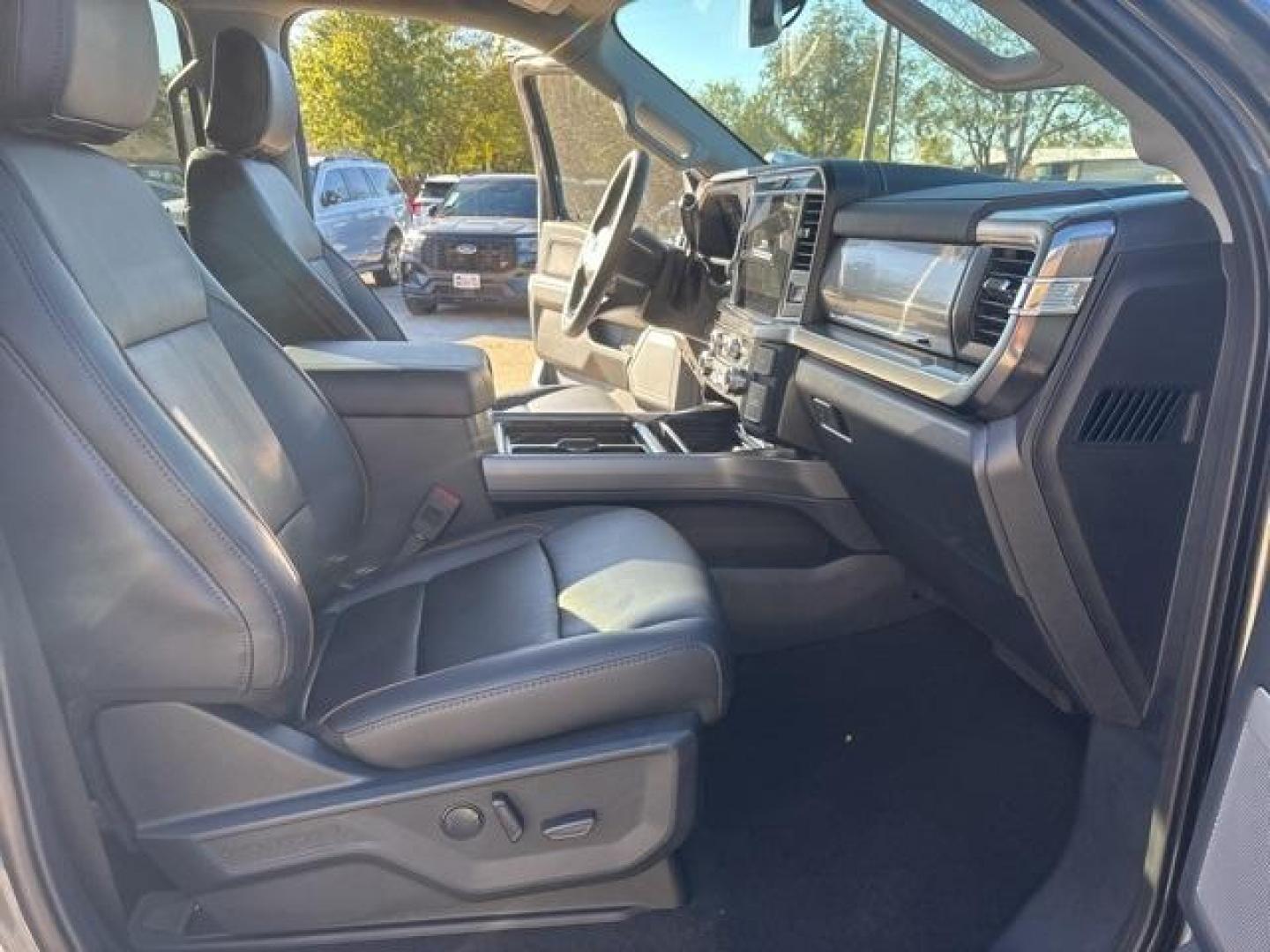 2026 Carbonized Gray Metallic /Black Onyx Ford F-250SD Lariat (1FT8W2BT2TE) with an Power Stroke 6.7L V8 DI 32V OHV Turbodiesel engine, Automatic transmission, located at 1105 E Mulberry, Kaufman, TX, 75142, (972) 962-2151, 32.589550, -96.300926 - Carbonized Gray Metallic 2026 Ford F-250SD 4D Crew Cab Lariat 4WD 10-Speed Automatic Power Stroke 6.7L V8 DI 32V OHV Turbodiesel 4WD. - Photo#17