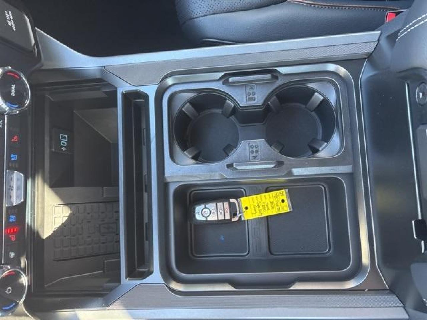 2026 Carbonized Gray Metallic /Black Onyx Ford F-250SD Lariat (1FT8W2BT2TE) with an Power Stroke 6.7L V8 DI 32V OHV Turbodiesel engine, Automatic transmission, located at 1105 E Mulberry, Kaufman, TX, 75142, (972) 962-2151, 32.589550, -96.300926 - Carbonized Gray Metallic 2026 Ford F-250SD 4D Crew Cab Lariat 4WD 10-Speed Automatic Power Stroke 6.7L V8 DI 32V OHV Turbodiesel 4WD. - Photo#25