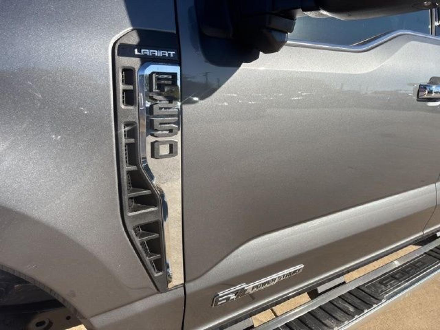 2026 Gray Metallic /Black Onyx Ford F-250SD Lariat (1FT8W2BT2TE) with an Power Stroke 6.7L V8 DI 32V OHV Turbodiesel engine, Automatic transmission, located at 1105 E Mulberry, Kaufman, TX, 75142, (972) 962-2151, 32.589550, -96.300926 - $5,263 off MSRP!<br><br>4WD.<br>Carbonized Gray Metallic 2026 Ford F-250SD 4D Crew Cab Lariat 4WD 10-Speed Automatic Power Stroke 6.7L V8 DI 32V OHV Turbodiesel Price includes: $1000 - Retail Customer Cash. Exp. 09/30/2026- Photo#8