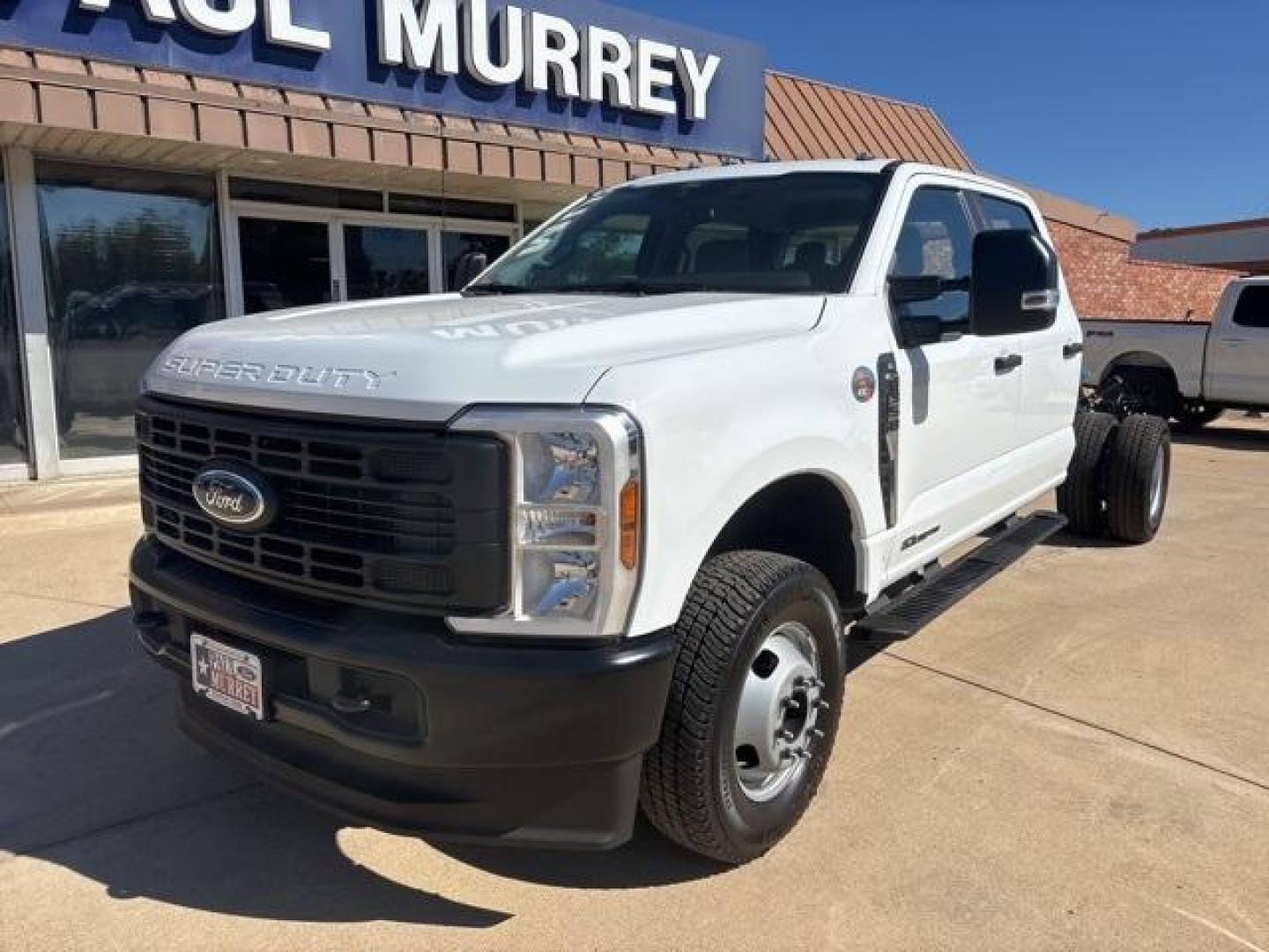 2026 Oxford White /Medium Dark Slate Ford F-350SD XL (1FD8W3HT8TE) with an Power Stroke 6.7L V8 DI 32V OHV Turbodiesel engine, Automatic transmission, located at 1105 E Mulberry, Kaufman, TX, 75142, (972) 962-2151, 32.589550, -96.300926 - Photo#1