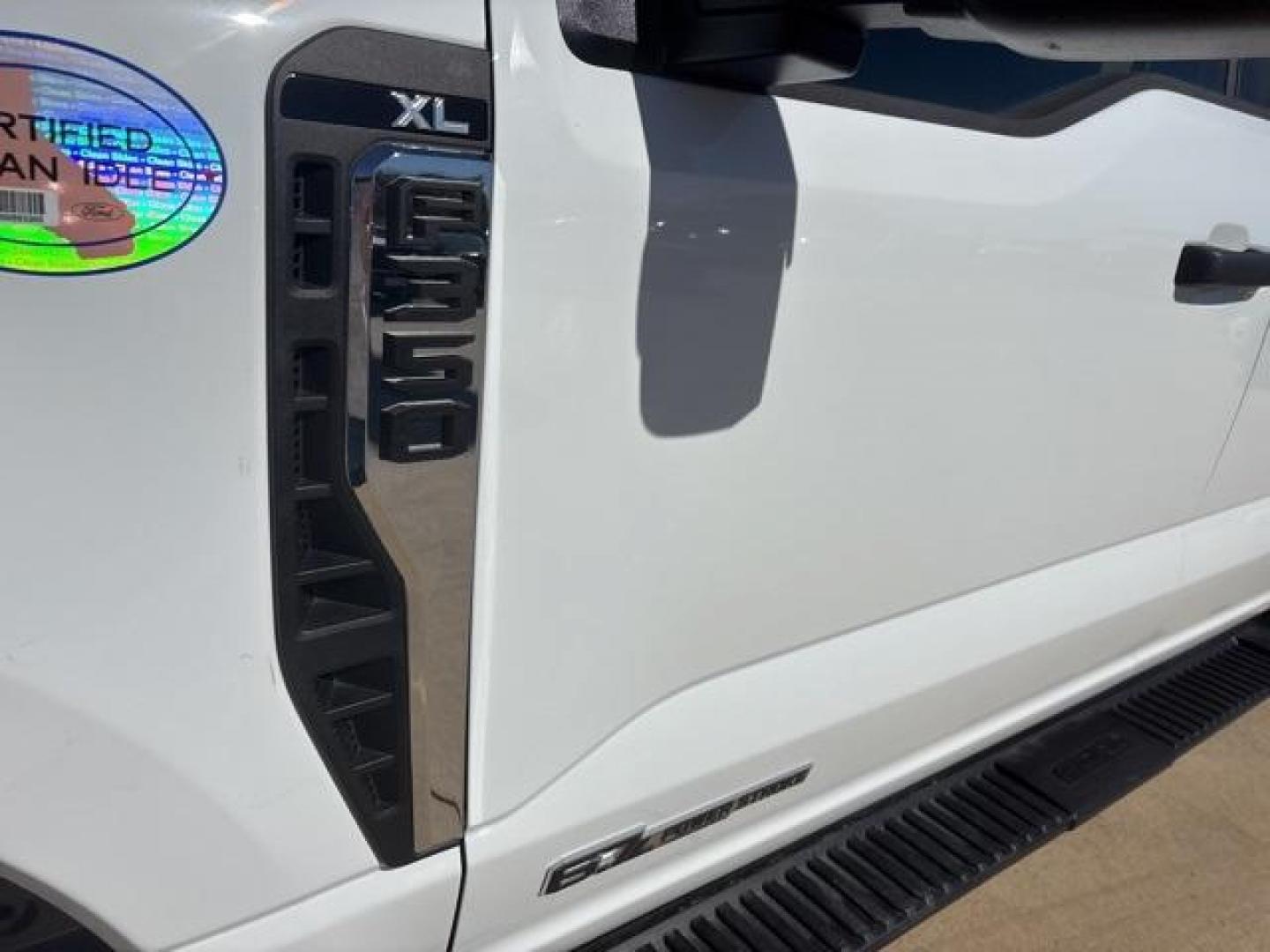 2026 Oxford White /Medium Dark Slate Ford F-350SD XL (1FD8W3HT8TE) with an Power Stroke 6.7L V8 DI 32V OHV Turbodiesel engine, Automatic transmission, located at 1105 E Mulberry, Kaufman, TX, 75142, (972) 962-2151, 32.589550, -96.300926 - Photo#8