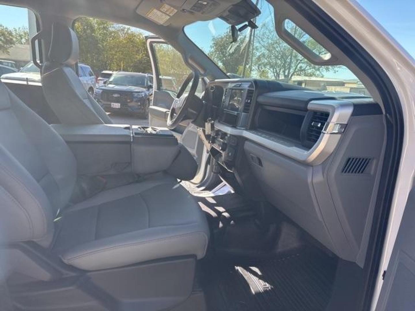 2026 Oxford White /Medium Dark Slate Ford F-350SD XL (1FD8W3HT8TE) with an Power Stroke 6.7L V8 DI 32V OHV Turbodiesel engine, Automatic transmission, located at 1105 E Mulberry, Kaufman, TX, 75142, (972) 962-2151, 32.589550, -96.300926 - Photo#16
