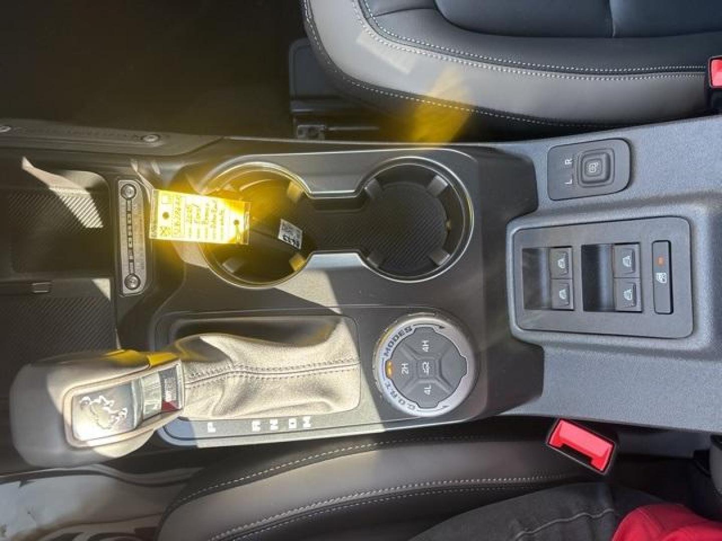 2025 Oxford White /Black Ford Bronco Outer Banks (1FMEE8BP1SL) with an 2.7L EcoBoost V6 engine, Automatic transmission, located at 1105 E Mulberry, Kaufman, TX, 75142, (972) 962-2151, 32.589550, -96.300926 - Photo#26