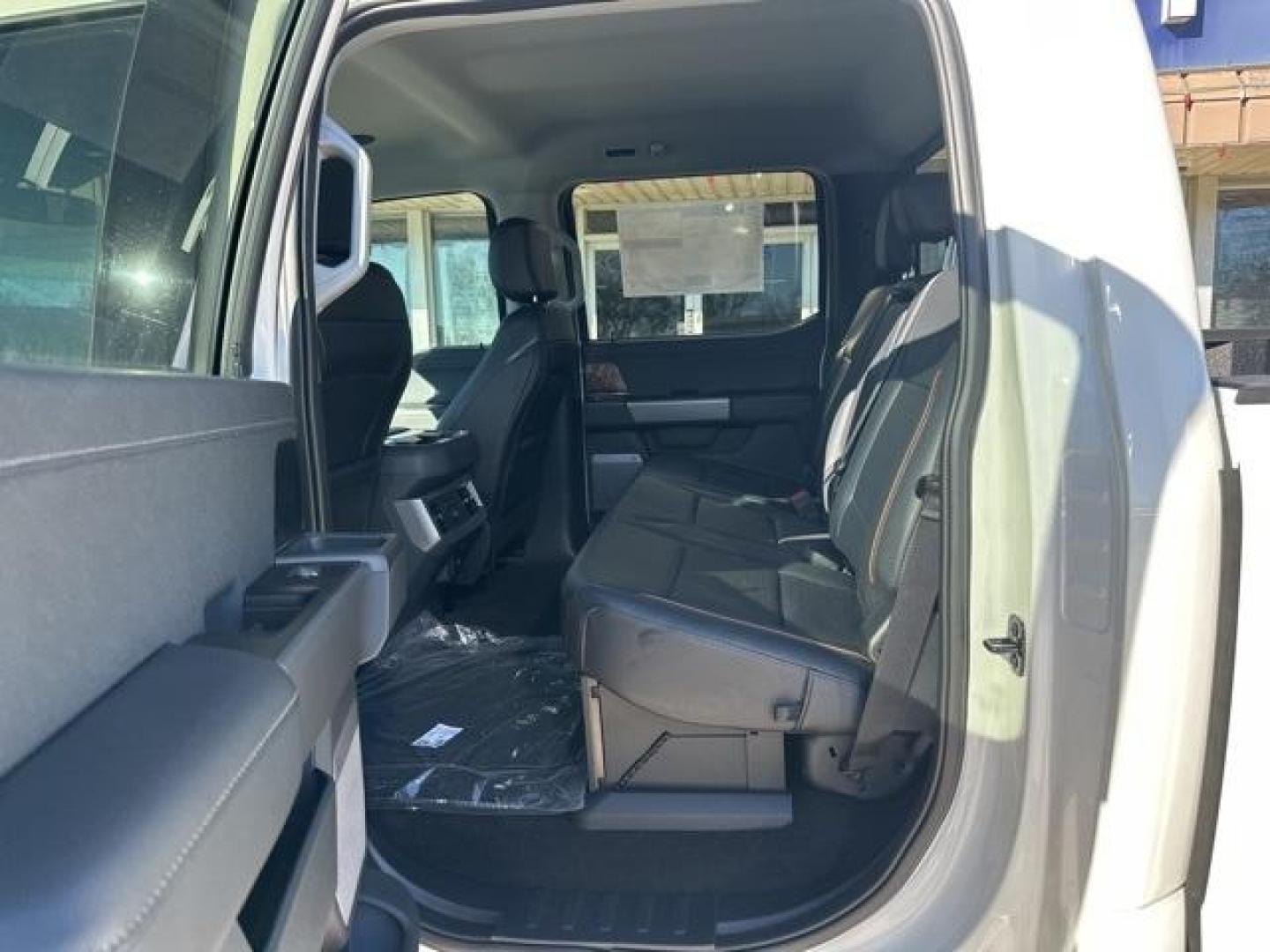 2026 Star White Metallic Tri-Coat /Black Onyx Ford F-350SD Lariat (1FT8W3BTXTE) with an Power Stroke 6.7L V8 DI 32V OHV Turbodiesel engine, Automatic transmission, located at 1105 E Mulberry, Kaufman, TX, 75142, (972) 962-2151, 32.589550, -96.300926 - $4,014 off MSRP!<br><br>4WD.<br>Star White Metallic Tri-Coat 2026 Ford F-350SD 4D Crew Cab Lariat 4WD 10-Speed Automatic Power Stroke 6.7L V8 DI 32V OHV Turbodiesel - Photo#12