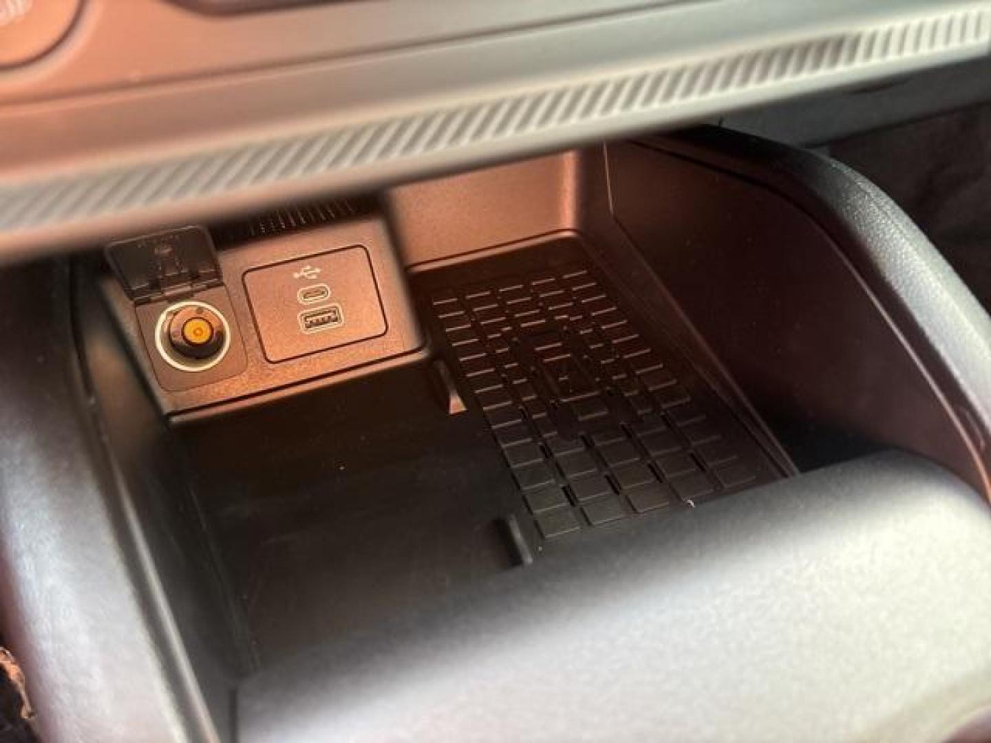 2025 Ruby Red Metallic Tinted Clearcoat /Navy Pier Ford Bronco Sport Heritage (3FMCR9GN9SR) with an 1.5L EcoBoost engine, Automatic transmission, located at 1105 E Mulberry, Kaufman, TX, 75142, (972) 962-2151, 32.589550, -96.300926 - $1,929 off MSRP!<br><br><br>Ruby Red Metallic Tinted Clearcoat 2025 Ford Bronco Sport 4D Sport Utility Heritage 4WD 8-Speed Automatic 1.5L EcoBoost 25/30 City/Highway MPG<br><br>25/30 City/Highway MPG Price includes: $1500 - Retail Bonus Cash. Exp. 01/05/2026 $500 - Retail Bonus Cash. Exp. 12/17/202 - Photo#23