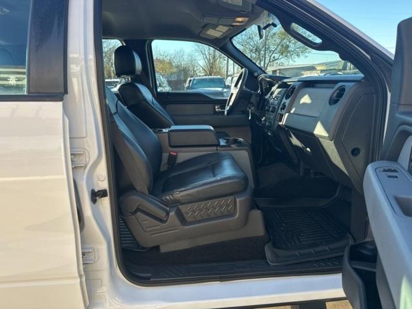 2014 Oxford White /Black Ford F-150 STX (1FTFW1EFXEK) with an 5.0L V8 FFV engine, Automatic transmission, located at 1105 E Mulberry, Kaufman, TX, 75142, (972) 962-2151, 32.589550, -96.300926 - Oxford White 2014 Ford F-150 4D SuperCrew STX 4WD 6-Speed Automatic Electronic 5.0L V8 FFV 4WD.<br><br><br>Awards:<br> * 2014 KBB.com Brand Image Awards<br>Please call Paul Murrey Ford Inc. In Kaufman Texas A Family Dealership Since 1952 Serving the Dallas Fort Worth and East Texas areas for over 7 - Photo#14
