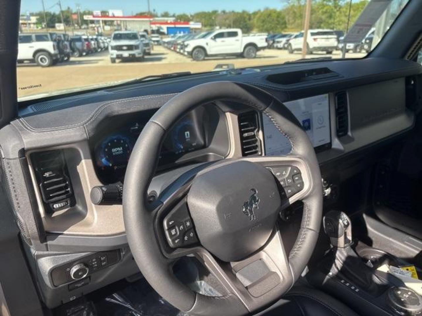 2025 Desert Sand /Black Onyx Interior Ford Bronco Outer Banks (1FMDE8BH6SL) with an 2.3L EcoBoost I-4 engine, Automatic transmission, located at 1105 E Mulberry, Kaufman, TX, 75142, (972) 962-2151, 32.589550, -96.300926 - Desert Sand 2025 Ford Bronco 4D Sport Utility Outer Banks 4WD 10-Speed Automatic 2.3L EcoBoost I-4<br><br>Recent Arrival!<br><br><br>Please call Paul Murrey Ford Inc. In Kaufman Texas A Family Dealership Since 1952 Serving the Dallas Fort Worth and East Texas areas for over 70 years. Please call 972 - Photo#12