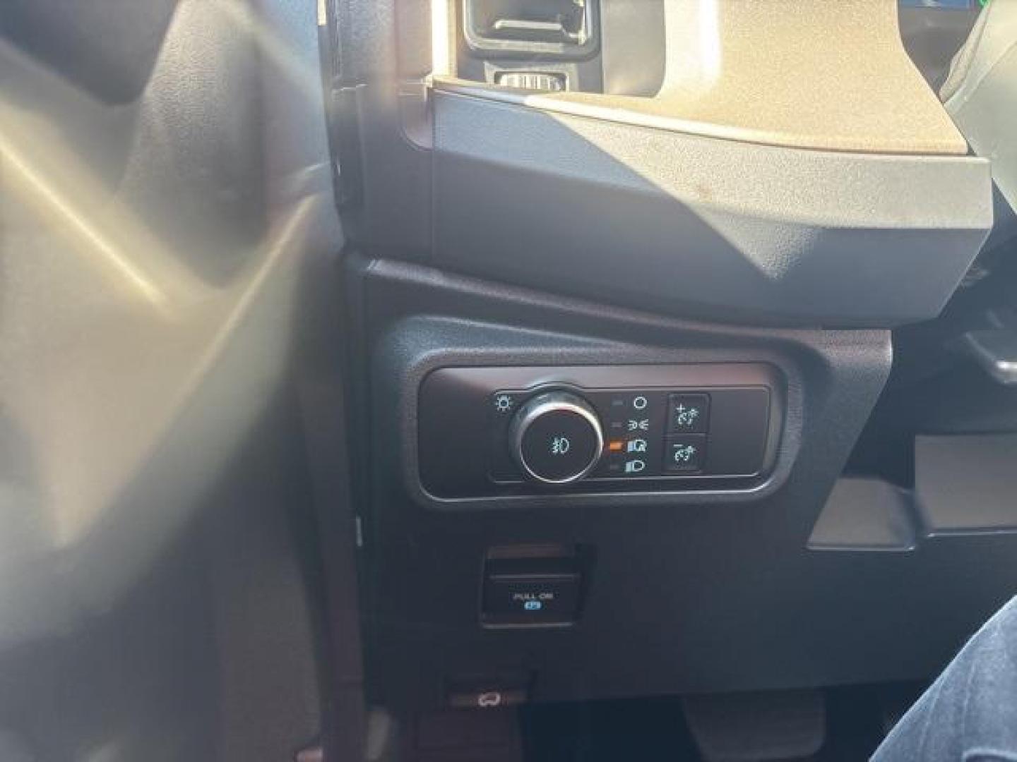 2025 Desert Sand /Black Onyx Interior Ford Bronco Outer Banks (1FMDE8BH6SL) with an 2.3L EcoBoost I-4 engine, Automatic transmission, located at 1105 E Mulberry, Kaufman, TX, 75142, (972) 962-2151, 32.589550, -96.300926 - Desert Sand 2025 Ford Bronco 4D Sport Utility Outer Banks 4WD 10-Speed Automatic 2.3L EcoBoost I-4<br><br>Recent Arrival!<br><br><br>Please call Paul Murrey Ford Inc. In Kaufman Texas A Family Dealership Since 1952 Serving the Dallas Fort Worth and East Texas areas for over 70 years. Please call 972 - Photo#24