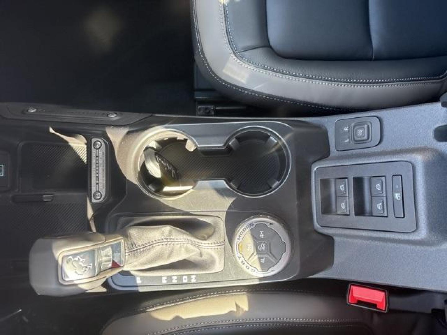 2025 Desert Sand /Black Onyx Interior Ford Bronco Outer Banks (1FMDE8BH6SL) with an 2.3L EcoBoost I-4 engine, Automatic transmission, located at 1105 E Mulberry, Kaufman, TX, 75142, (972) 962-2151, 32.589550, -96.300926 - Desert Sand 2025 Ford Bronco 4D Sport Utility Outer Banks 4WD 10-Speed Automatic 2.3L EcoBoost I-4<br><br>Recent Arrival!<br><br><br>Please call Paul Murrey Ford Inc. In Kaufman Texas A Family Dealership Since 1952 Serving the Dallas Fort Worth and East Texas areas for over 70 years. Please call 972 - Photo#26