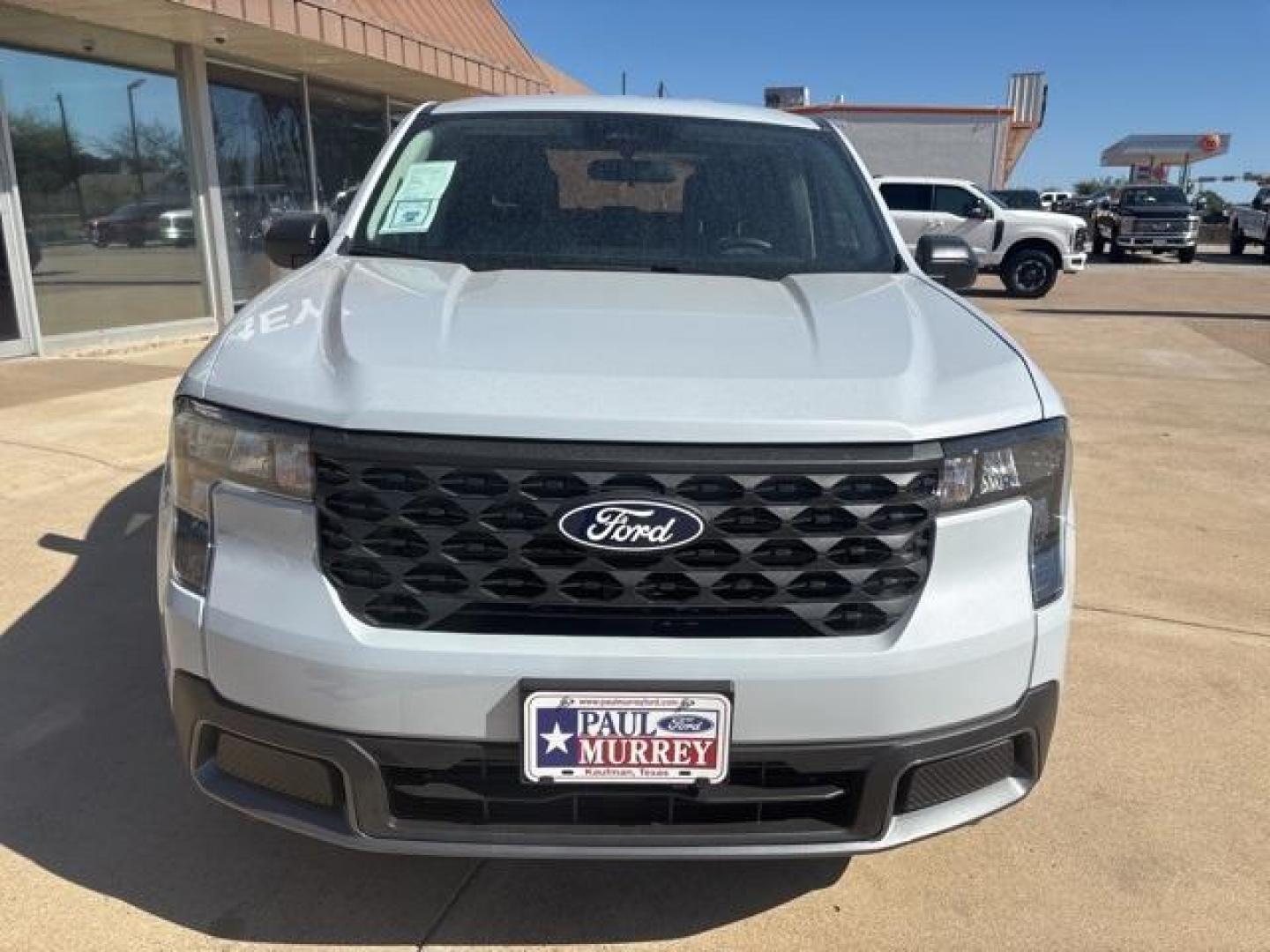 2025 White /Blue Ford Maverick XLT (3FTTW8JA3SR) with an EcoBoost 2.0L I4 GTDi DOHC Turbocharged VCT engine, Automatic transmission, located at 1105 E Mulberry, Kaufman, TX, 75142, (972) 962-2151, 32.589550, -96.300926 - $2,000 off MSRP! Priced below KBB Fair Purchase Price!<br><br><br>White 2025 Ford Maverick 4D Crew Cab XLT AWD 8-Speed Automatic EcoBoost 2.0L I4 GTDi DOHC Turbocharged VCT 22/30 City/Highway MPG<br><br>22/30 City/Highway MPG Price includes: $1000 - Final Days Mega Bonus Cash. Exp. 01/02/2026 $1000 - Photo#7