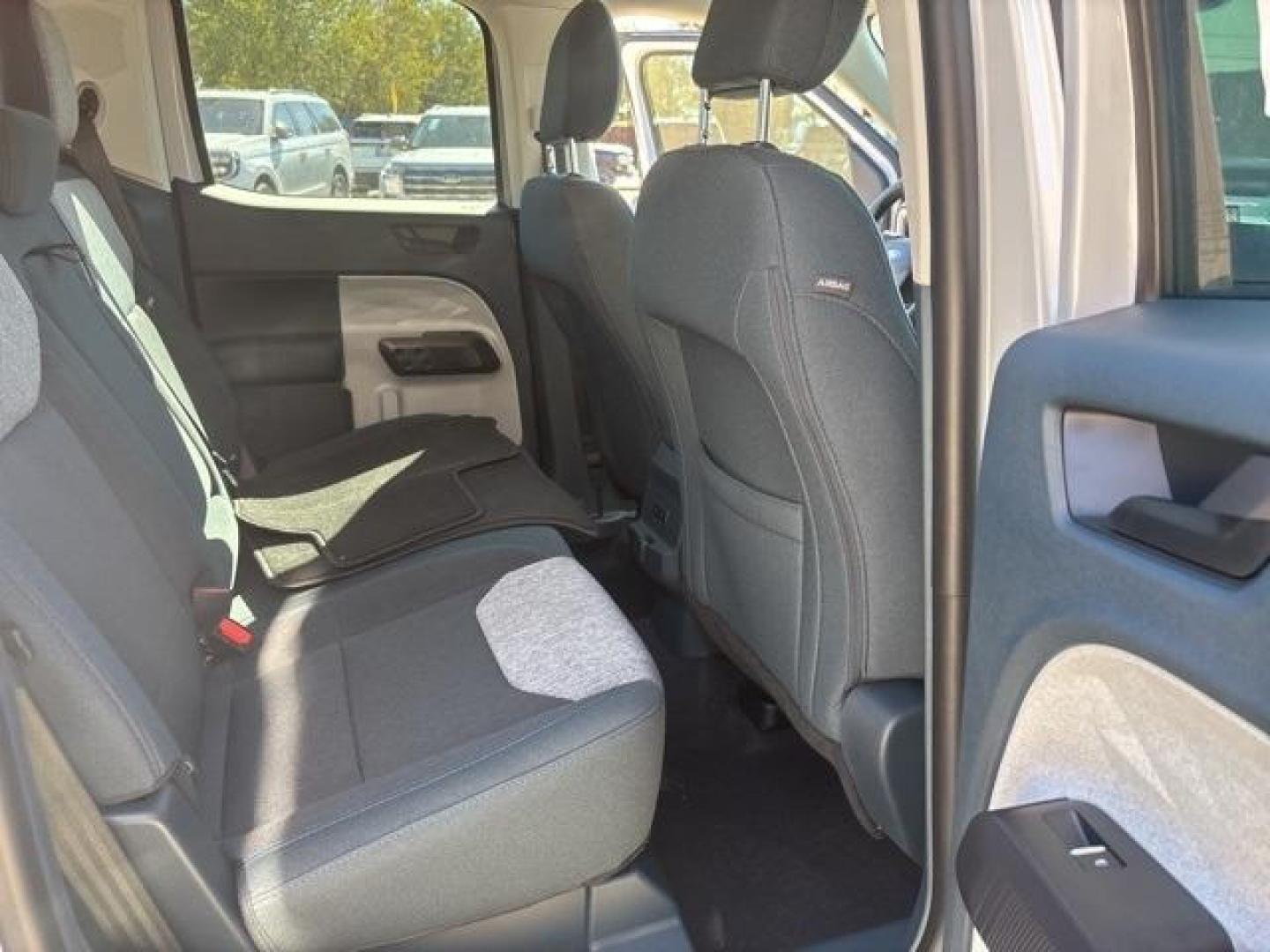 2025 White /Blue Ford Maverick XLT (3FTTW8JA3SR) with an EcoBoost 2.0L I4 GTDi DOHC Turbocharged VCT engine, Automatic transmission, located at 1105 E Mulberry, Kaufman, TX, 75142, (972) 962-2151, 32.589550, -96.300926 - $2,000 off MSRP! Priced below KBB Fair Purchase Price!<br><br><br>White 2025 Ford Maverick 4D Crew Cab XLT AWD 8-Speed Automatic EcoBoost 2.0L I4 GTDi DOHC Turbocharged VCT 22/30 City/Highway MPG<br><br>22/30 City/Highway MPG Price includes: $1000 - Final Days Mega Bonus Cash. Exp. 01/02/2026 $1000 - Photo#18