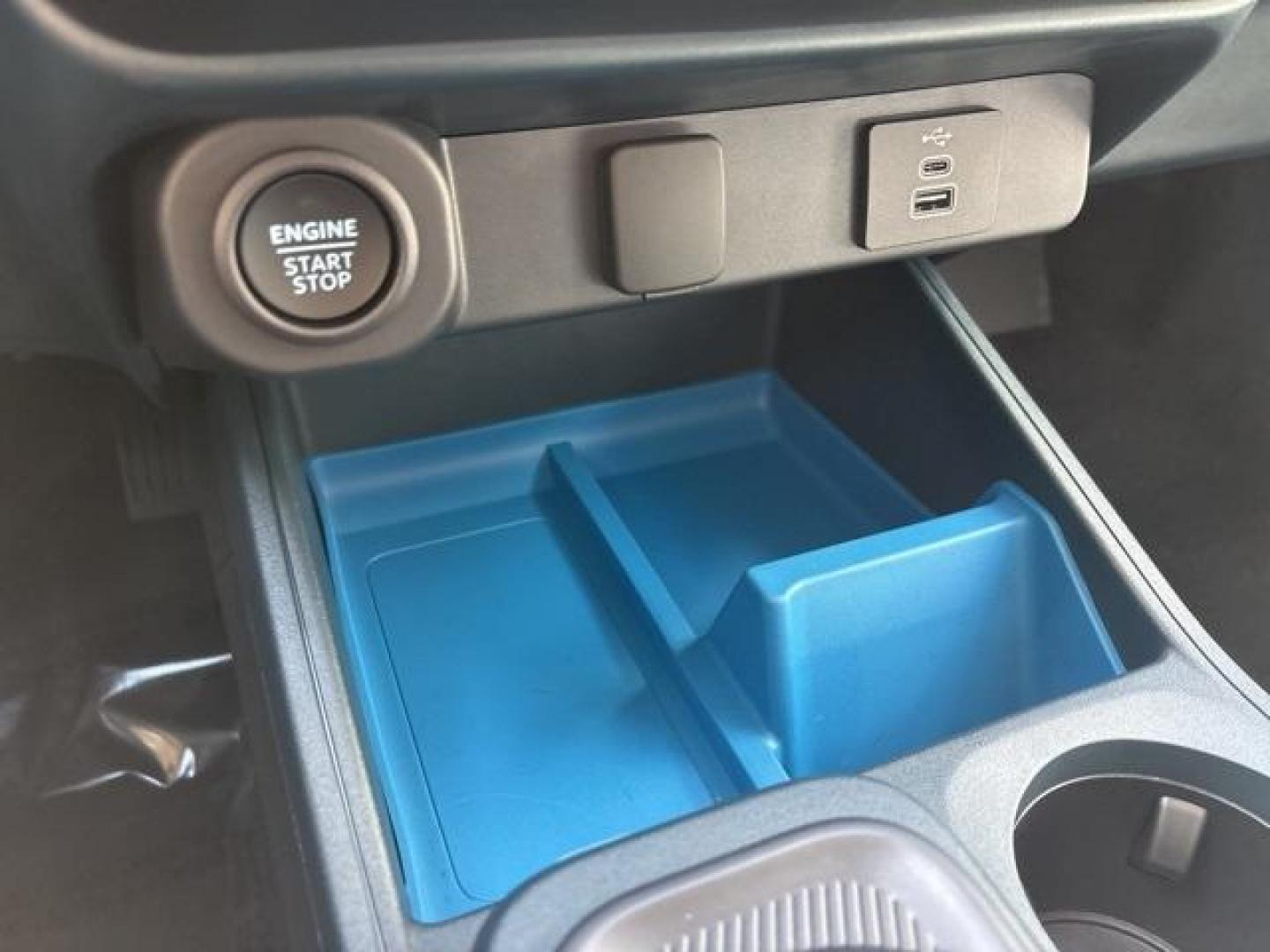 2025 White /Blue Ford Maverick XLT (3FTTW8JA3SR) with an EcoBoost 2.0L I4 GTDi DOHC Turbocharged VCT engine, Automatic transmission, located at 1105 E Mulberry, Kaufman, TX, 75142, (972) 962-2151, 32.589550, -96.300926 - $2,000 off MSRP! Priced below KBB Fair Purchase Price!<br><br><br>White 2025 Ford Maverick 4D Crew Cab XLT AWD 8-Speed Automatic EcoBoost 2.0L I4 GTDi DOHC Turbocharged VCT 22/30 City/Highway MPG<br><br>22/30 City/Highway MPG Price includes: $1000 - Final Days Mega Bonus Cash. Exp. 01/02/2026 $1000 - Photo#22