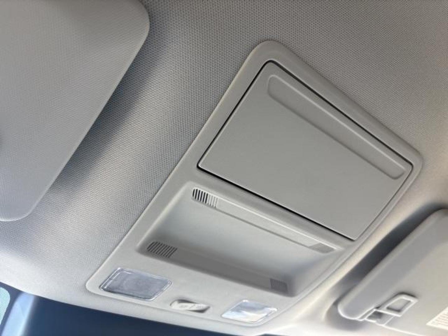 2025 White /Blue Ford Maverick XLT (3FTTW8JA3SR) with an EcoBoost 2.0L I4 GTDi DOHC Turbocharged VCT engine, Automatic transmission, located at 1105 E Mulberry, Kaufman, TX, 75142, (972) 962-2151, 32.589550, -96.300926 - $2,000 off MSRP! Priced below KBB Fair Purchase Price!<br><br><br>White 2025 Ford Maverick 4D Crew Cab XLT AWD 8-Speed Automatic EcoBoost 2.0L I4 GTDi DOHC Turbocharged VCT 22/30 City/Highway MPG<br><br>22/30 City/Highway MPG Price includes: $1000 - Final Days Mega Bonus Cash. Exp. 01/02/2026 $1000 - Photo#25