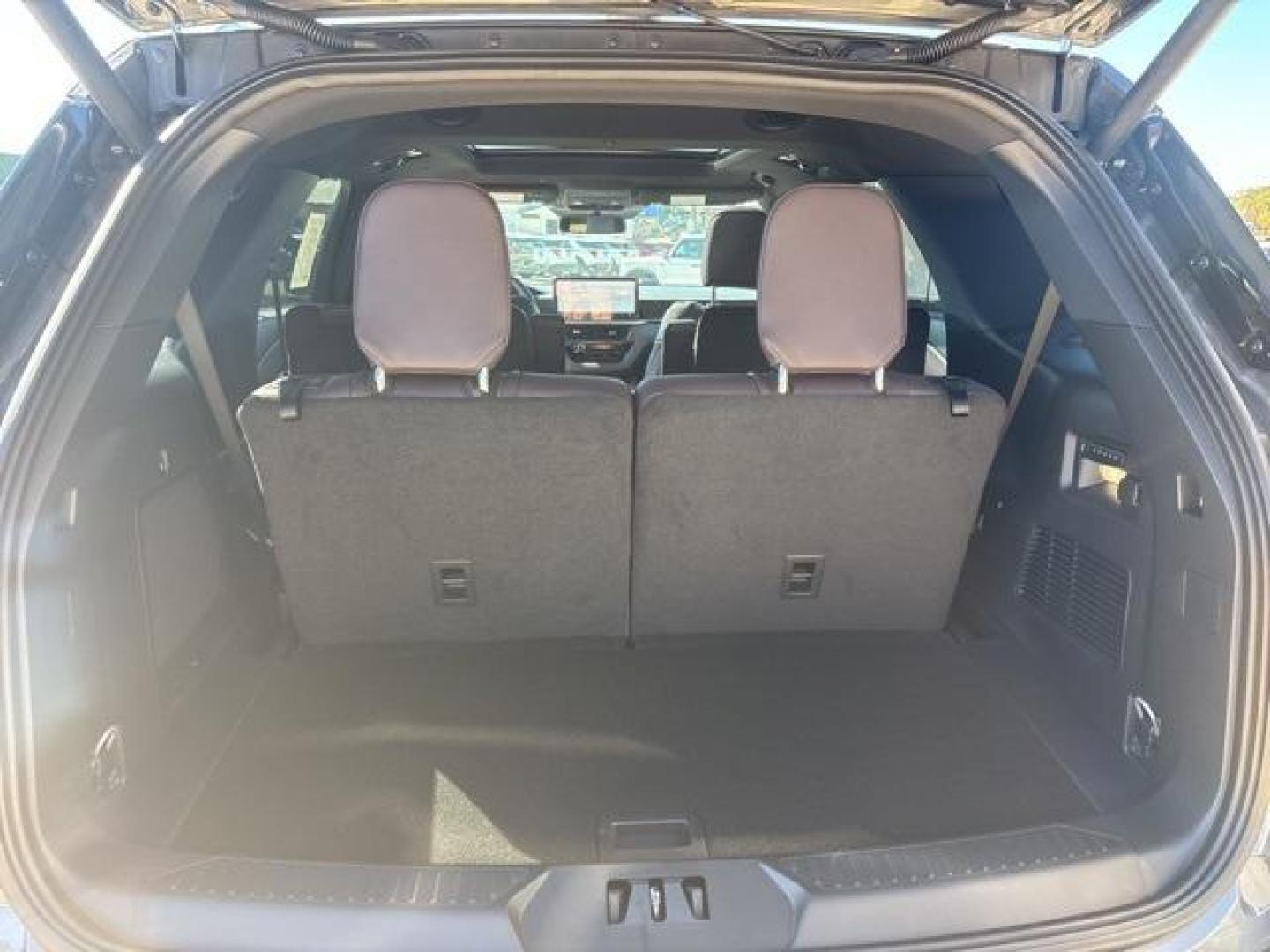 2026 Carbonized Gray Metallic /Mojave Dusk Interior Ford Explorer Platinum (1FMUK7HH6TG) with an 2.3L EcoBoost I-4 engine, Automatic transmission, located at 1105 E Mulberry, Kaufman, TX, 75142, (972) 962-2151, 32.589550, -96.300926 - Carbonized Gray Metallic 2026 Ford Explorer 4D Sport Utility Platinum RWD 10-Speed Automatic 2.3L EcoBoost I-4 20/29 City/Highway MPG<br><br>20/29 City/Highway MPG - Photo#15