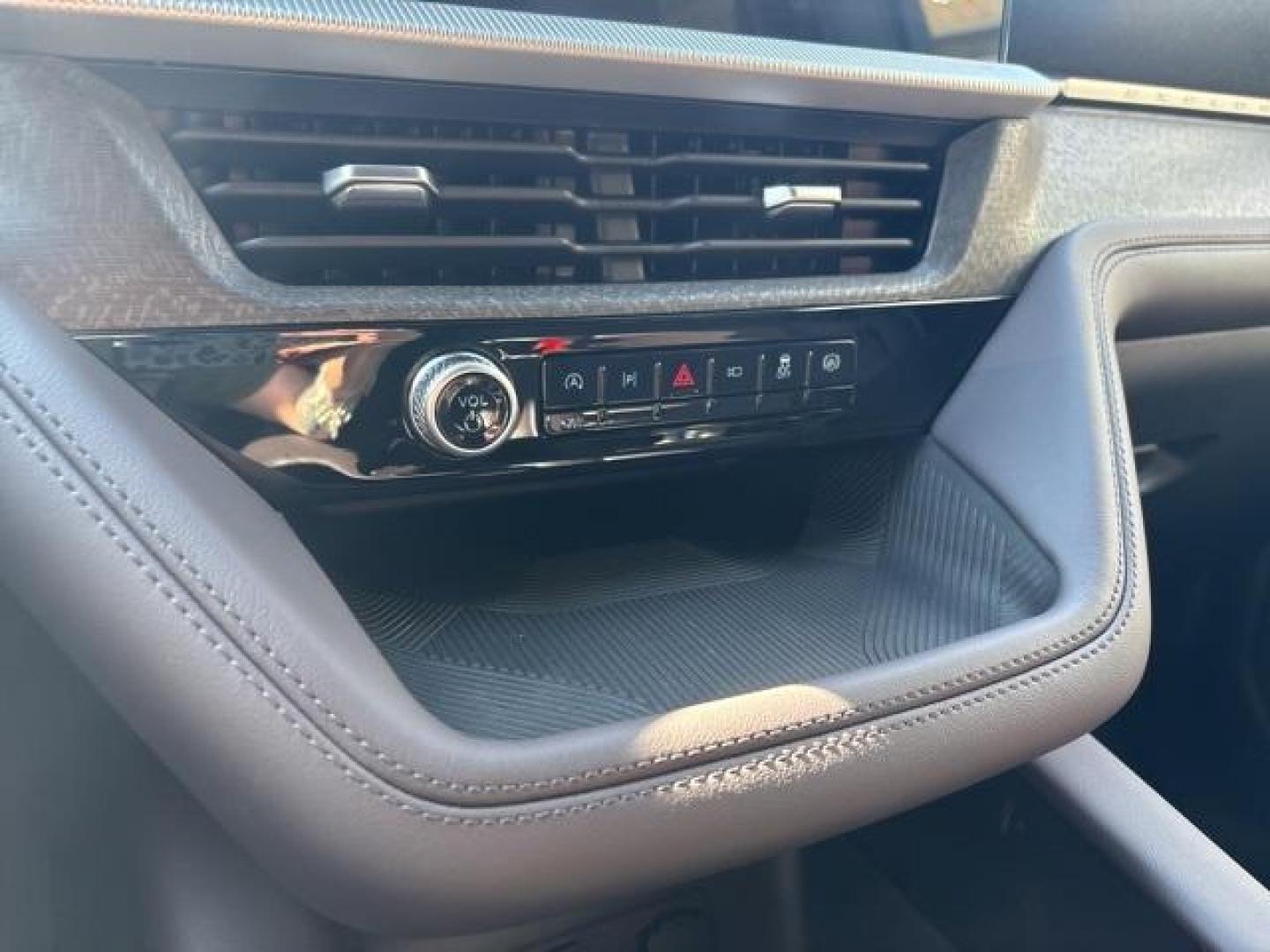 2026 Carbonized Gray Metallic /Mojave Dusk Interior Ford Explorer Platinum (1FMUK7HH6TG) with an 2.3L EcoBoost I-4 engine, Automatic transmission, located at 1105 E Mulberry, Kaufman, TX, 75142, (972) 962-2151, 32.589550, -96.300926 - Carbonized Gray Metallic 2026 Ford Explorer 4D Sport Utility Platinum RWD 10-Speed Automatic 2.3L EcoBoost I-4 20/29 City/Highway MPG<br><br>20/29 City/Highway MPG - Photo#27