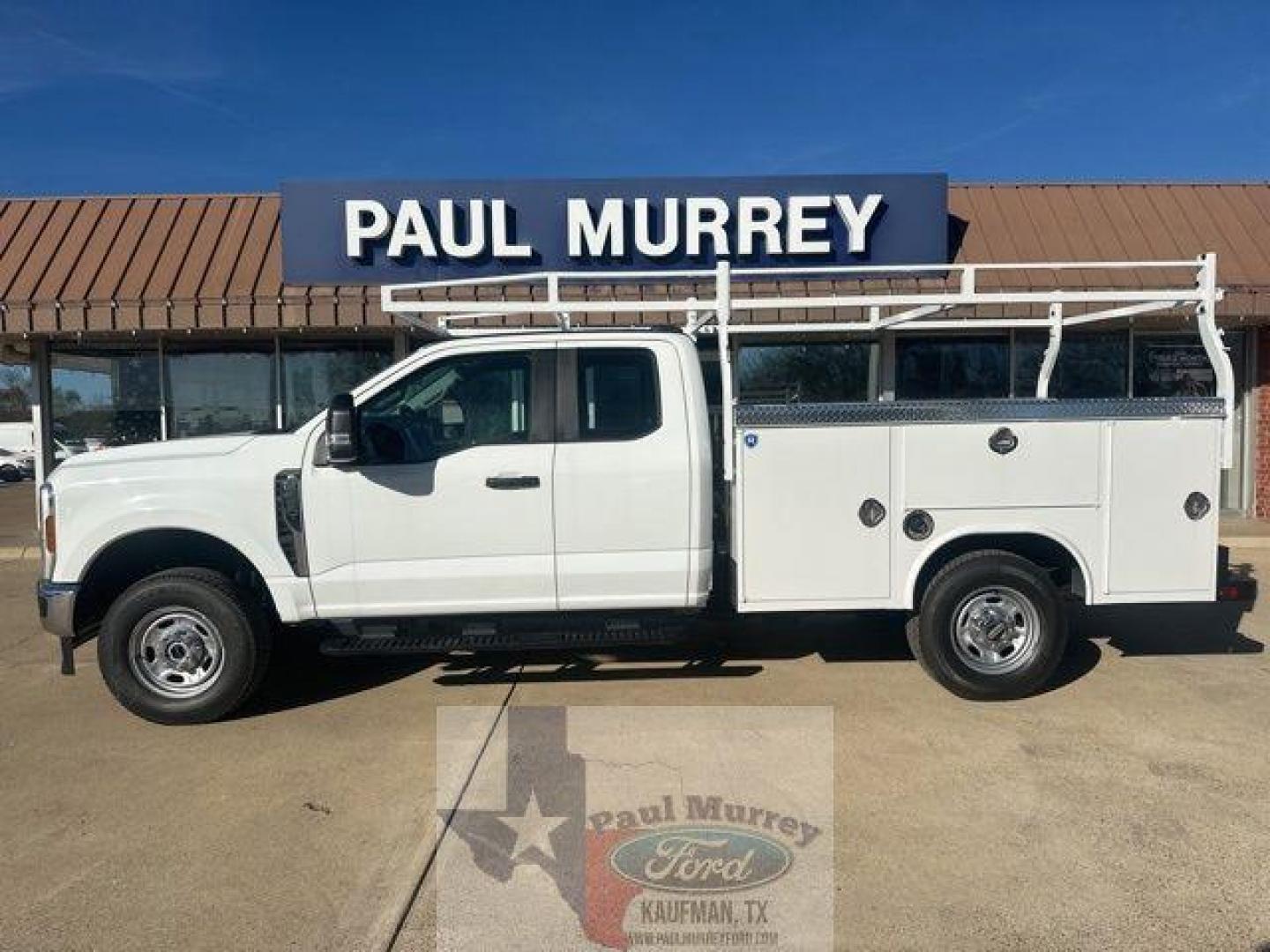 2025 Oxford White /Medium Dark Slate Ford F-250SD XLT (1FD7X2BA9SE) with an 6.8L V8 engine, Automatic transmission, located at 1105 E Mulberry, Kaufman, TX, 75142, (972) 962-2151, 32.589550, -96.300926 - Photo#0