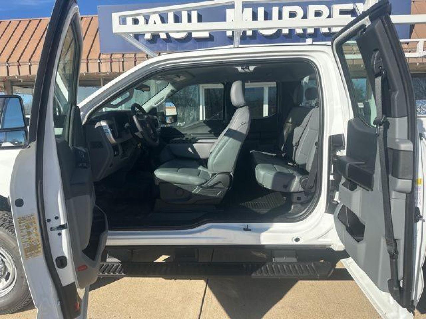 2025 Oxford White /Medium Dark Slate Ford F-250SD XLT (1FD7X2BA9SE) with an 6.8L V8 engine, Automatic transmission, located at 1105 E Mulberry, Kaufman, TX, 75142, (972) 962-2151, 32.589550, -96.300926 - Photo#7