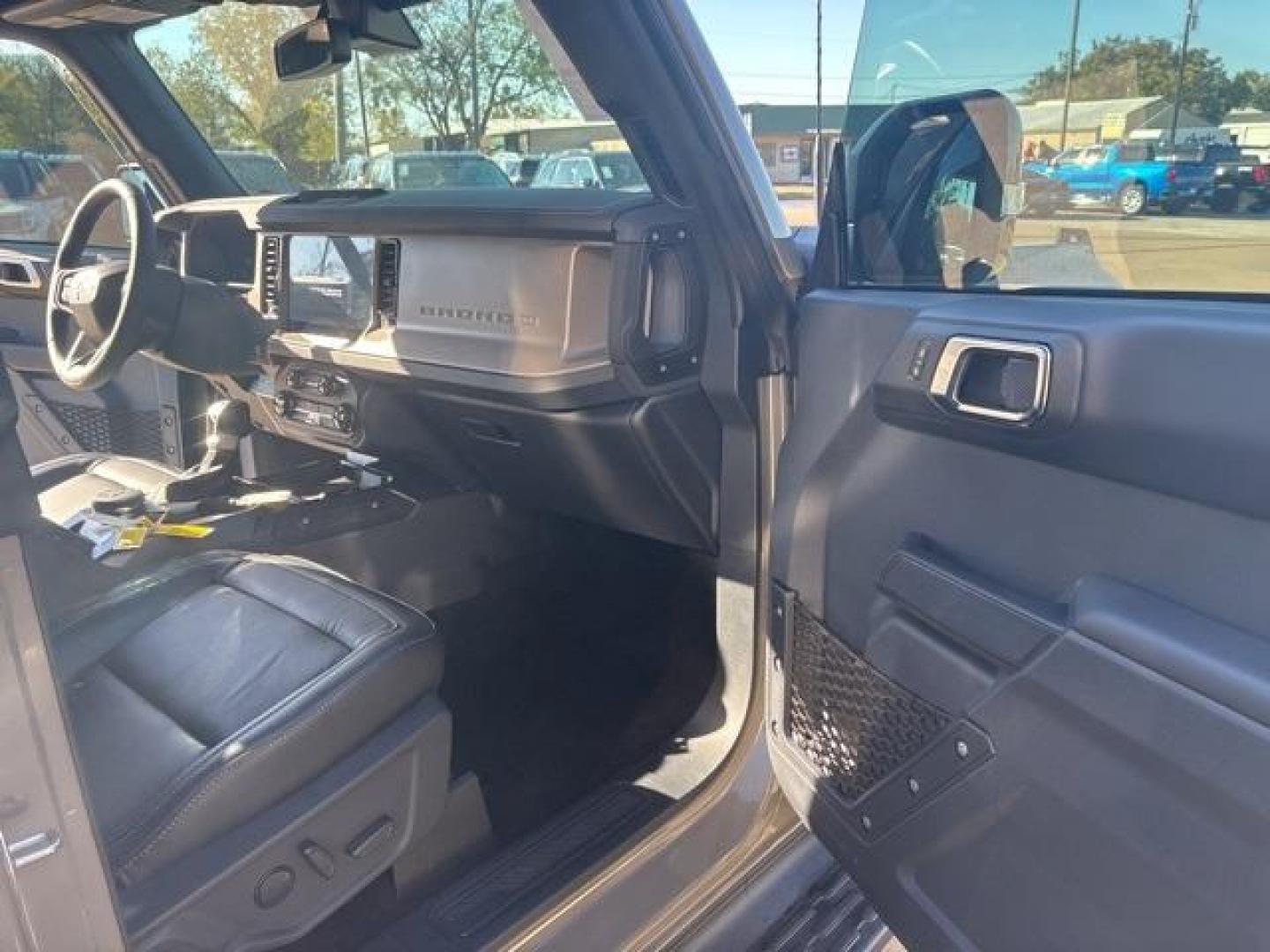 2025 Marsh Gray /Black Onyx Interior Ford Bronco Outer Banks (1FMEE8BPXSL) with an 2.7L EcoBoost V6 engine, Automatic transmission, located at 1105 E Mulberry, Kaufman, TX, 75142, (972) 962-2151, 32.589550, -96.300926 - $4,880 off MSRP!<br><br><br>Marsh Gray 2025 Ford Bronco 4D Sport Utility Outer Banks 4WD 10-Speed Automatic 2.7L EcoBoost V6 19/21 City/Highway MPG Price includes: $1000 - Final Days Mega Bonus Cash. Exp. 01/02/2026 $2000 - Retail Bonus Cash. Exp. 01/05/2026 - Photo#17
