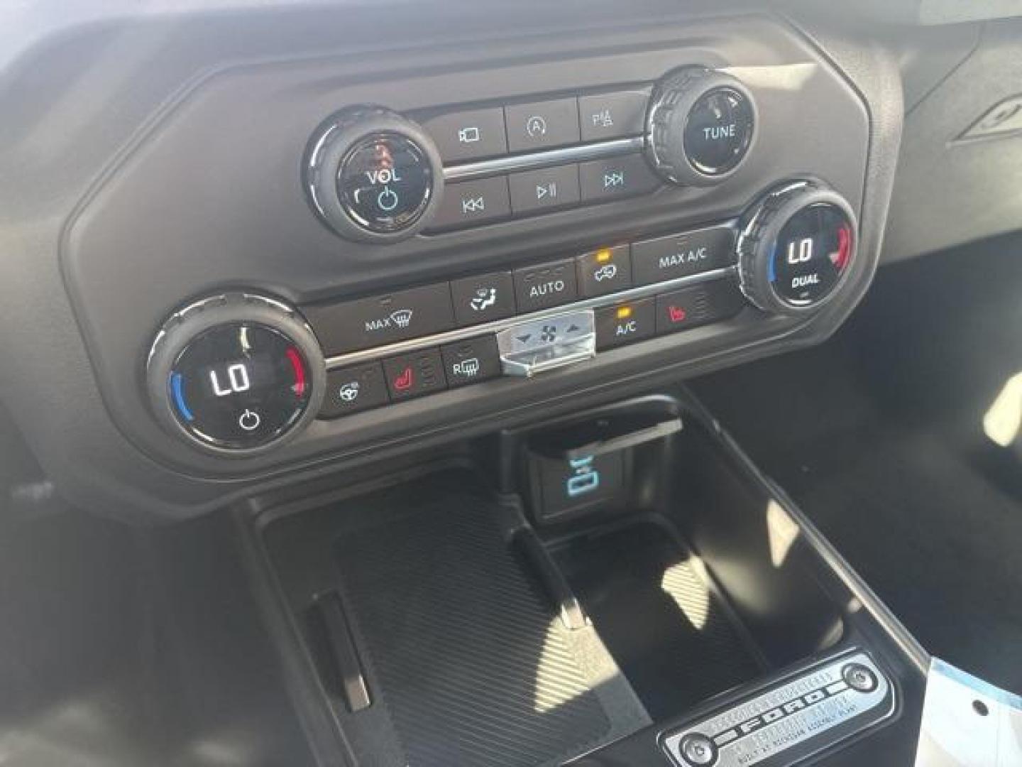 2025 Marsh Gray /Black Onyx Interior Ford Bronco Outer Banks (1FMEE8BPXSL) with an 2.7L EcoBoost V6 engine, Automatic transmission, located at 1105 E Mulberry, Kaufman, TX, 75142, (972) 962-2151, 32.589550, -96.300926 - $4,880 off MSRP!<br><br><br>Marsh Gray 2025 Ford Bronco 4D Sport Utility Outer Banks 4WD 10-Speed Automatic 2.7L EcoBoost V6 19/21 City/Highway MPG Price includes: $1000 - Final Days Mega Bonus Cash. Exp. 01/02/2026 $2000 - Retail Bonus Cash. Exp. 01/05/2026 - Photo#25