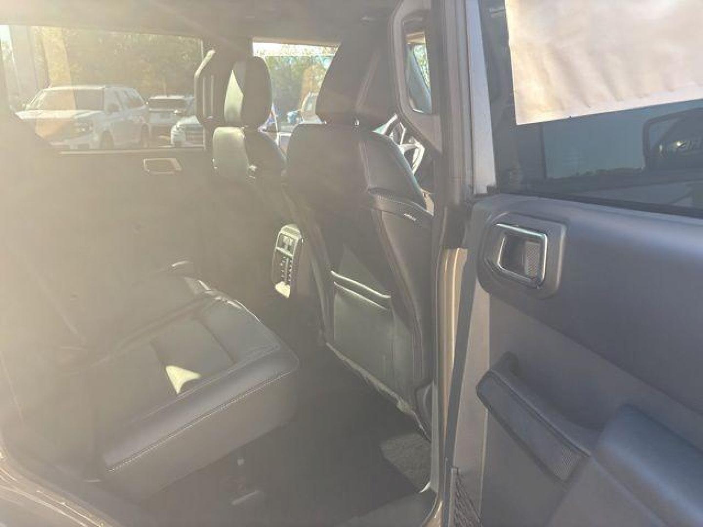 2025 Gray /Black Onyx Ford Bronco Outer Banks (1FMEE8BPXSL) with an 2.7L EcoBoost V6 engine, Automatic transmission, located at 1105 E Mulberry, Kaufman, TX, 75142, (972) 962-2151, 32.589550, -96.300926 - $5,080 off MSRP!<br><br><br>Marsh Gray 2025 Ford Bronco 4D Sport Utility Outer Banks 4WD 10-Speed Automatic 2.7L EcoBoost V6 19/21 City/Highway MPG Price includes: $2500 - Retail Customer Cash. Exp. 03/31/2026 - Photo#20