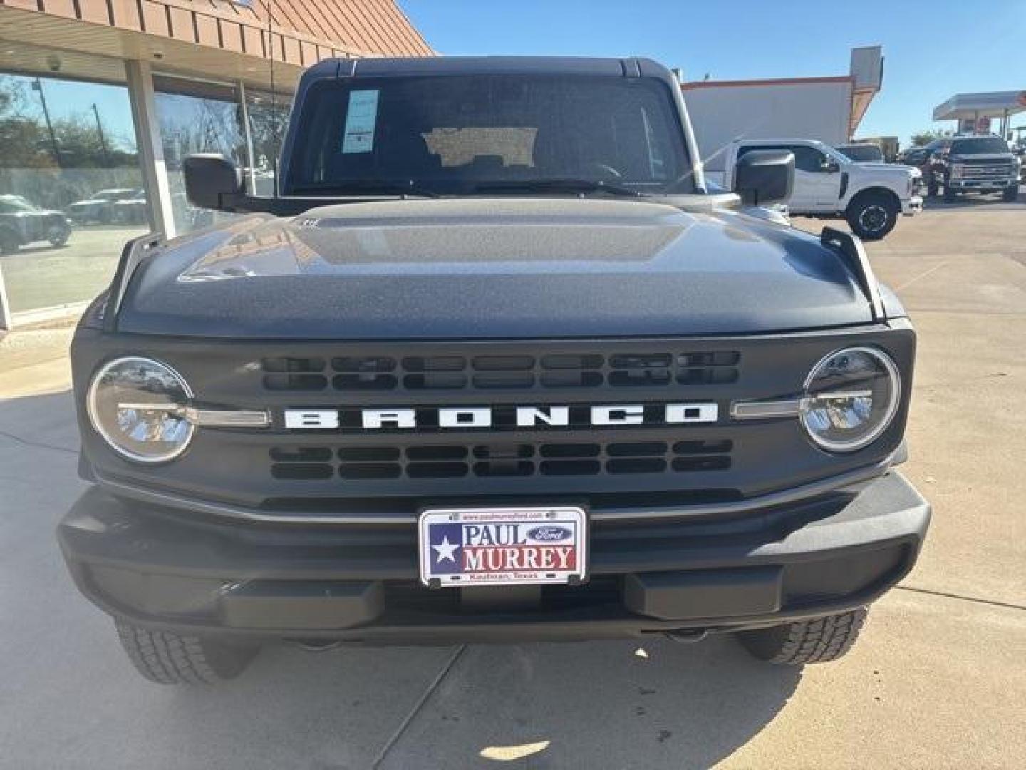 2025 Carbonized Gray Metallic /Black Onyx Interior Ford Bronco Big Bend (1FMDE7BH2SL) with an 2.3L EcoBoost I-4 engine, Automatic transmission, located at 1105 E Mulberry, Kaufman, TX, 75142, (972) 962-2151, 32.589550, -96.300926 - $4,125 off MSRP!<br><br><br>Carbonized Gray Metallic 2025 Ford Bronco 4D Sport Utility Big Bend 4WD 10-Speed Automatic 2.3L EcoBoost I-4 18/22 City/Highway MPG Price includes: $1000 - Final Days Mega Bonus Cash. Exp. 01/02/2026 $2000 - Retail Bonus Cash. Exp. 01/05/2026 - Photo#7
