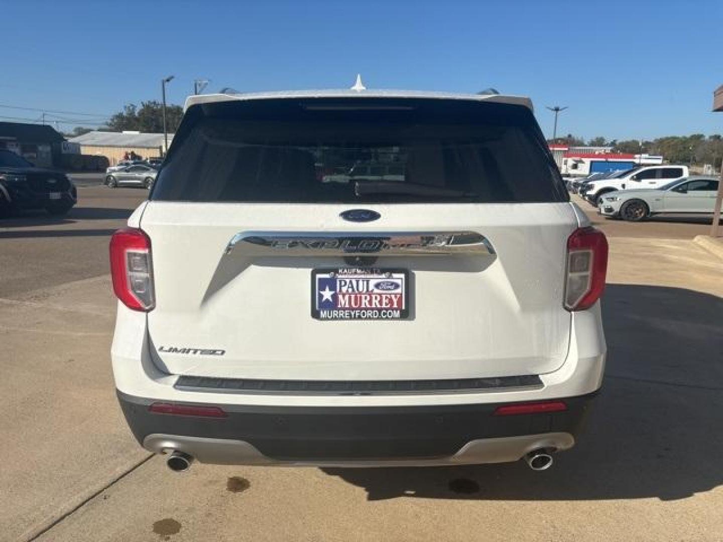2022 Star White Metallic Tri-Coat /Ebony Ford Explorer Limited (1FMSK7FH5NG) with an 2.3L EcoBoost I-4 engine, Automatic transmission, located at 1105 E Mulberry, Kaufman, TX, 75142, (972) 962-2151, 32.589550, -96.300926 - Star White Metallic Tri-Coat 2022 Ford Explorer 4D Sport Utility Limited RWD 10-Speed Automatic 2.3L EcoBoost I-4<br><br><br>Odometer is 42032 miles below market average! 21/28 City/Highway MPG<br><br><br>Please call Paul Murrey Ford Inc. In Kaufman Texas A Family Dealership Since 1952 Serving the D - Photo#4