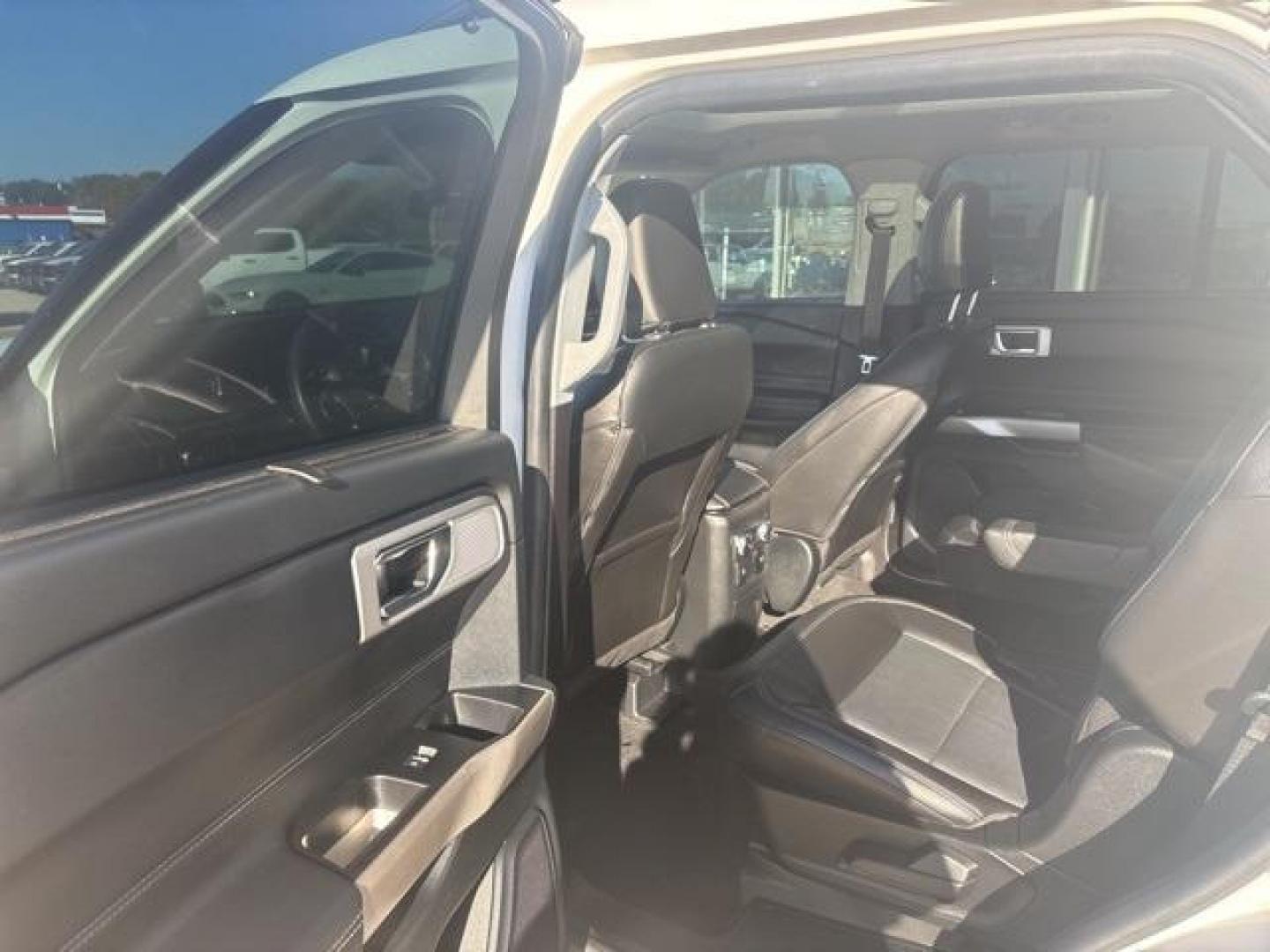 2022 Star White Metallic Tri-Coat /Ebony Ford Explorer Limited (1FMSK7FH5NG) with an 2.3L EcoBoost I-4 engine, Automatic transmission, located at 1105 E Mulberry, Kaufman, TX, 75142, (972) 962-2151, 32.589550, -96.300926 - Star White Metallic Tri-Coat 2022 Ford Explorer 4D Sport Utility Limited RWD 10-Speed Automatic 2.3L EcoBoost I-4<br><br><br>Odometer is 42032 miles below market average! 21/28 City/Highway MPG<br><br><br>Please call Paul Murrey Ford Inc. In Kaufman Texas A Family Dealership Since 1952 Serving the D - Photo#12