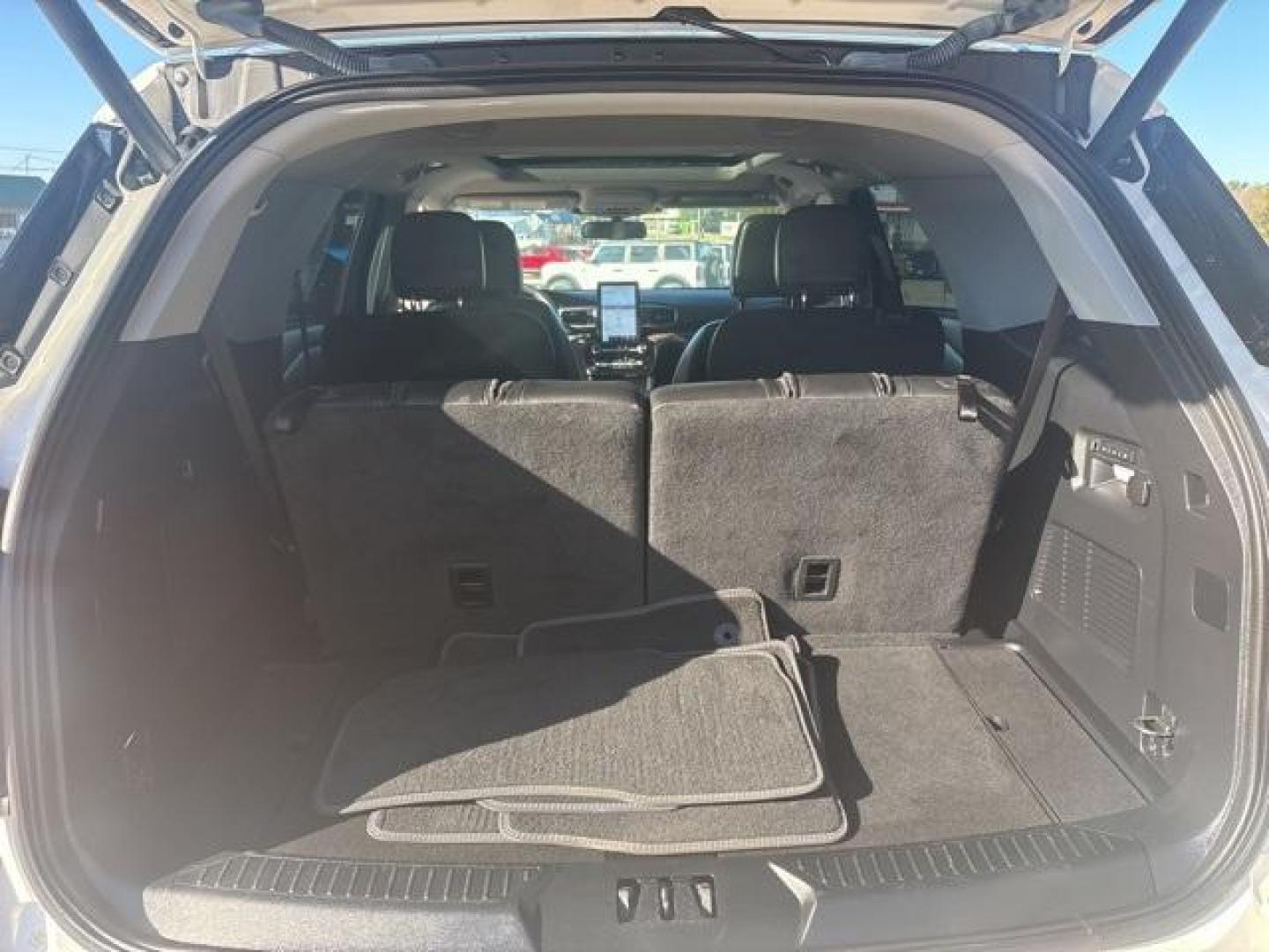 2022 Star White Metallic Tri-Coat /Ebony Ford Explorer Limited (1FMSK7FH5NG) with an 2.3L EcoBoost I-4 engine, Automatic transmission, located at 1105 E Mulberry, Kaufman, TX, 75142, (972) 962-2151, 32.589550, -96.300926 - Star White Metallic Tri-Coat 2022 Ford Explorer 4D Sport Utility Limited RWD 10-Speed Automatic 2.3L EcoBoost I-4<br><br><br>Odometer is 42032 miles below market average! 21/28 City/Highway MPG<br><br><br>Please call Paul Murrey Ford Inc. In Kaufman Texas A Family Dealership Since 1952 Serving the D - Photo#14