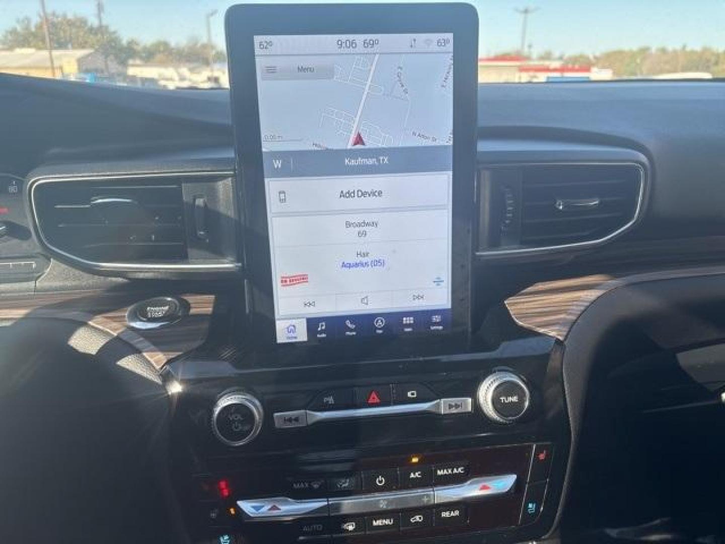 2022 Star White Metallic Tri-Coat /Ebony Ford Explorer Limited (1FMSK7FH5NG) with an 2.3L EcoBoost I-4 engine, Automatic transmission, located at 1105 E Mulberry, Kaufman, TX, 75142, (972) 962-2151, 32.589550, -96.300926 - Star White Metallic Tri-Coat 2022 Ford Explorer 4D Sport Utility Limited RWD 10-Speed Automatic 2.3L EcoBoost I-4<br><br><br>Odometer is 42032 miles below market average! 21/28 City/Highway MPG<br><br><br>Please call Paul Murrey Ford Inc. In Kaufman Texas A Family Dealership Since 1952 Serving the D - Photo#23