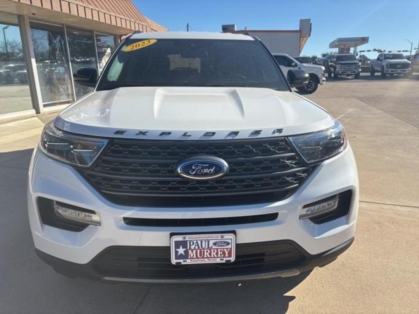 2023 Star White Metallic Tri-Coat /Light Slate Ford Explorer XLT (1FMSK7DH5PG) with an 2.3L EcoBoost I-4 engine, Automatic transmission, located at 1105 E Mulberry, Kaufman, TX, 75142, (972) 962-2151, 32.589550, -96.300926 - Star White Metallic Tri-Coat 2023 Ford Explorer 4D Sport Utility XLT RWD 10-Speed Automatic 2.3L EcoBoost I-4<br><br><br>Odometer is 4546 miles below market average! 21/28 City/Highway MPG<br><br><br>Please call Paul Murrey Ford Inc. In Kaufman Texas A Family Dealership Since 1952 Serving the Dallas - Photo#7