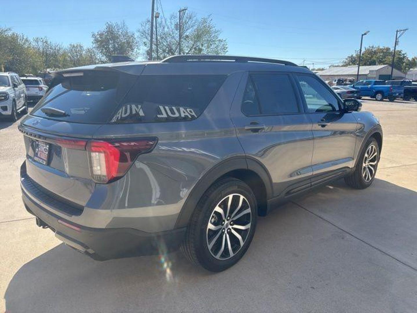 2026 Gray Metallic /Onyx Ford Explorer ST-Line (1FMUK7KH1TG) with an 2.3L EcoBoost I-4 engine, Automatic transmission, located at 1105 E Mulberry, Kaufman, TX, 75142, (972) 962-2151, 32.589550, -96.300926 - $3,500 off MSRP!<br><br><br>Gray Metallic 2026 Ford Explorer 4D Sport Utility ST-Line RWD 10-Speed Automatic 2.3L EcoBoost I-4 20/29 City/Highway MPG<br><br>20/29 City/Highway MPG Price includes: $3500 - Retail Customer Cash. Exp. 03/31/2026 - Photo#5