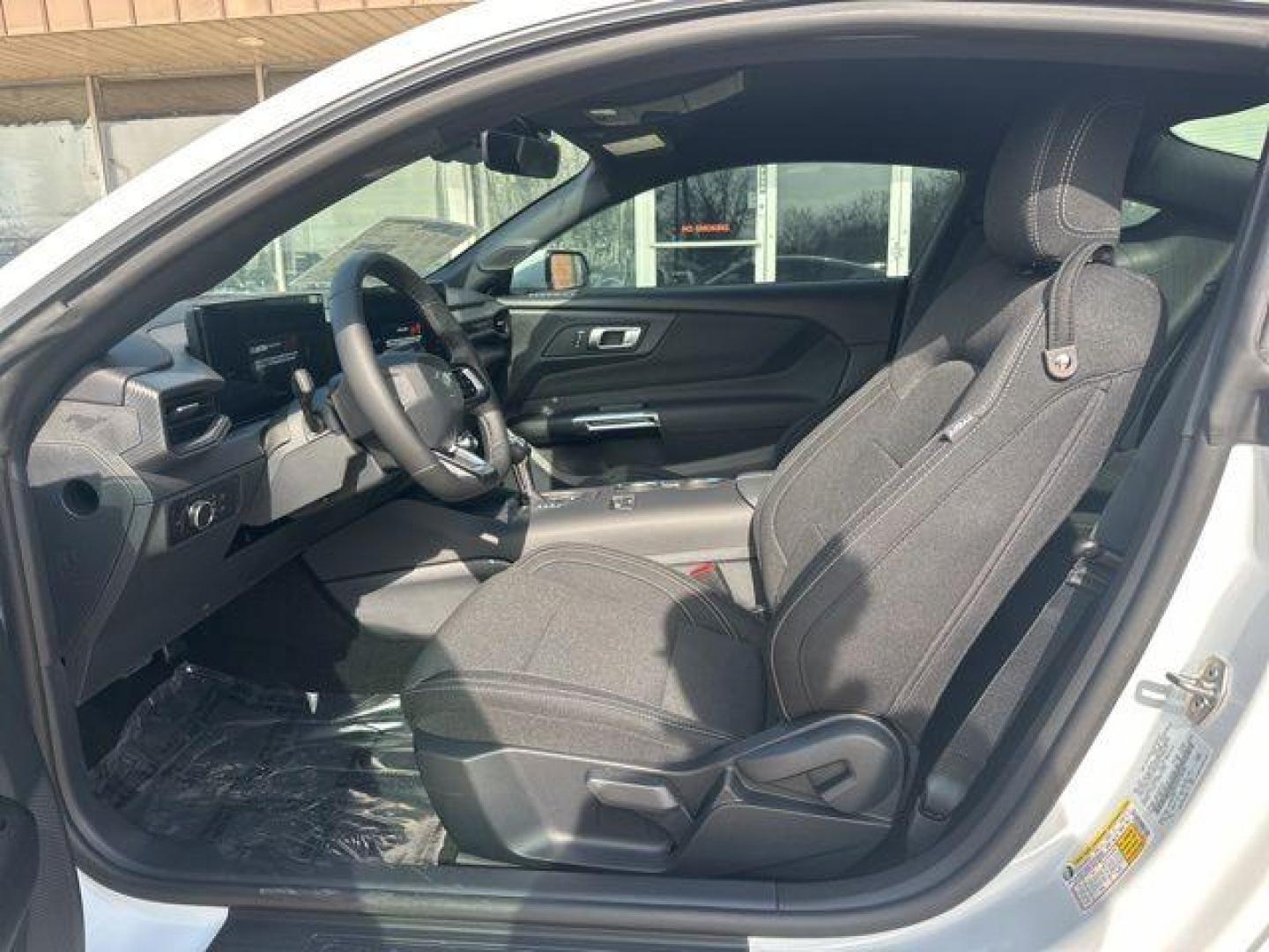 2026 Oxford White /Black Onyx Ford Mustang EcoBoost (1FA6P8TH2T5) with an EcoBoost 2.3L I4 GTDi DOHC Turbocharged VCT engine, Automatic transmission, located at 1105 E Mulberry, Kaufman, TX, 75142, (972) 962-2151, 32.589550, -96.300926 - $1,000 off MSRP!<br><br><br>Oxford White 2026 Ford Mustang 2D Coupe EcoBoost RWD 10-Speed Automatic EcoBoost 2.3L I4 GTDi DOHC Turbocharged VCT 21/32 City/Highway MPG<br><br>21/32 City/Highway MPG Price includes: $1000 - Retail Customer Cash. Exp. 03/31/2026 - Photo#7