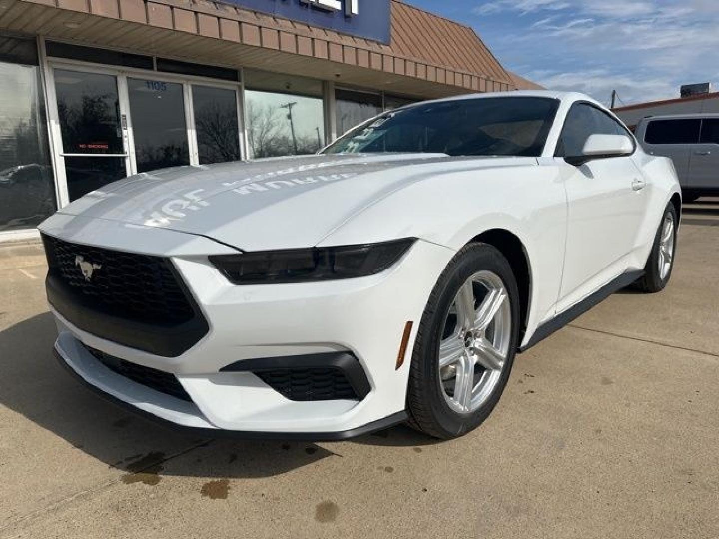 2026 Oxford White /Black Onyx Ford Mustang EcoBoost (1FA6P8TH2T5) with an EcoBoost 2.3L I4 GTDi DOHC Turbocharged VCT engine, Automatic transmission, located at 1105 E Mulberry, Kaufman, TX, 75142, (972) 962-2151, 32.589550, -96.300926 - $3,000 off MSRP! Priced below KBB Fair Purchase Price!<br><br><br>Oxford White 2026 Ford Mustang 2D Coupe EcoBoost RWD 10-Speed Automatic EcoBoost 2.3L I4 GTDi DOHC Turbocharged VCT 21/32 City/Highway MPG<br><br>21/32 City/Highway MPG Price includes: $1000 - SSE Down Payment Assistance. Exp. 08/31/2- Photo#1