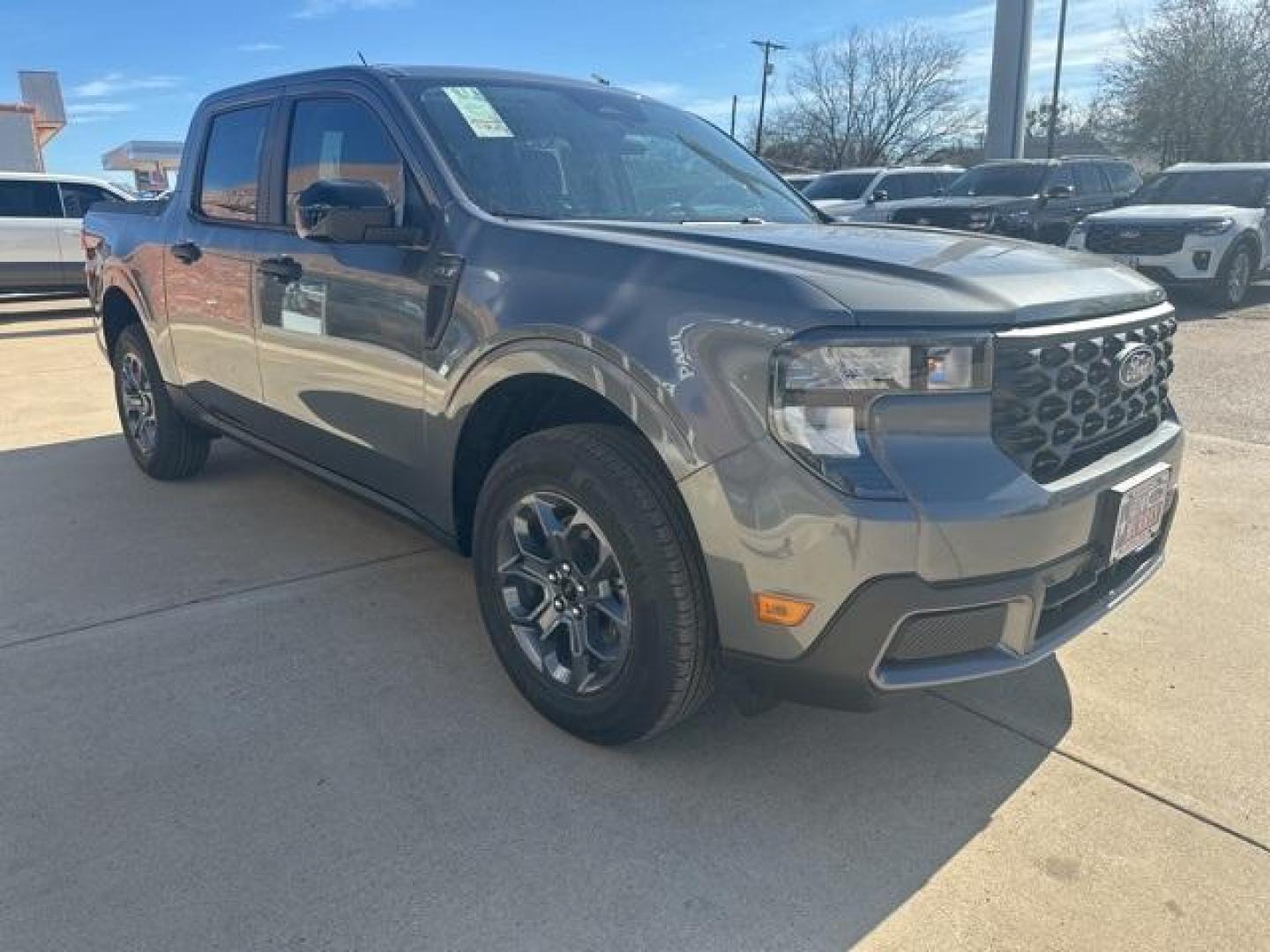2025 Carbonized Gray Metallic /Blue Ford Maverick XLT (3FTTW8JA2SR) with an EcoBoost 2.0L I4 GTDi DOHC Turbocharged VCT engine, Automatic transmission, located at 1105 E Mulberry, Kaufman, TX, 75142, (972) 962-2151, 32.589550, -96.300926 - $2,000 off MSRP! Priced below KBB Fair Purchase Price!<br><br><br>Carbonized Gray Metallic 2025 Ford Maverick 4D Crew Cab XLT AWD 8-Speed Automatic EcoBoost 2.0L I4 GTDi DOHC Turbocharged VCT 22/30 City/Highway MPG<br><br>22/30 City/Highway MPG Price includes: $1000 - Final Days Mega Bonus Cash. Exp - Photo#5
