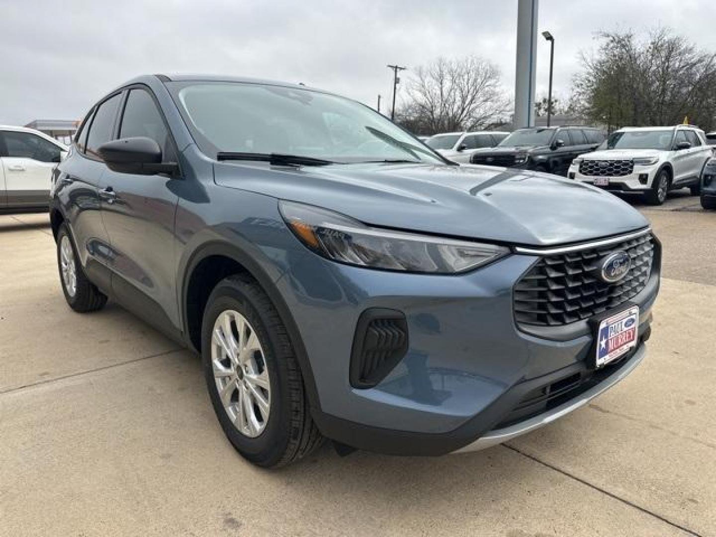 2026 vapor blue metallic /Ebony Ford Escape Active (1FMCU0GN2TU) with an 1.5L EcoBoost engine, Automatic transmission, located at 1105 E Mulberry, Kaufman, TX, 75142, (972) 962-2151, 32.589550, -96.300926 - $2,000 off MSRP!<br><br><br>vapor blue metallic 2026 Ford Escape 4D Sport Utility Active FWD 8-Speed Automatic 1.5L EcoBoost 27/34 City/Highway MPG<br><br>27/34 City/Highway MPG Price includes: $2000 - Bonus Customer Cash. Exp. 01/05/2026 - Photo#5