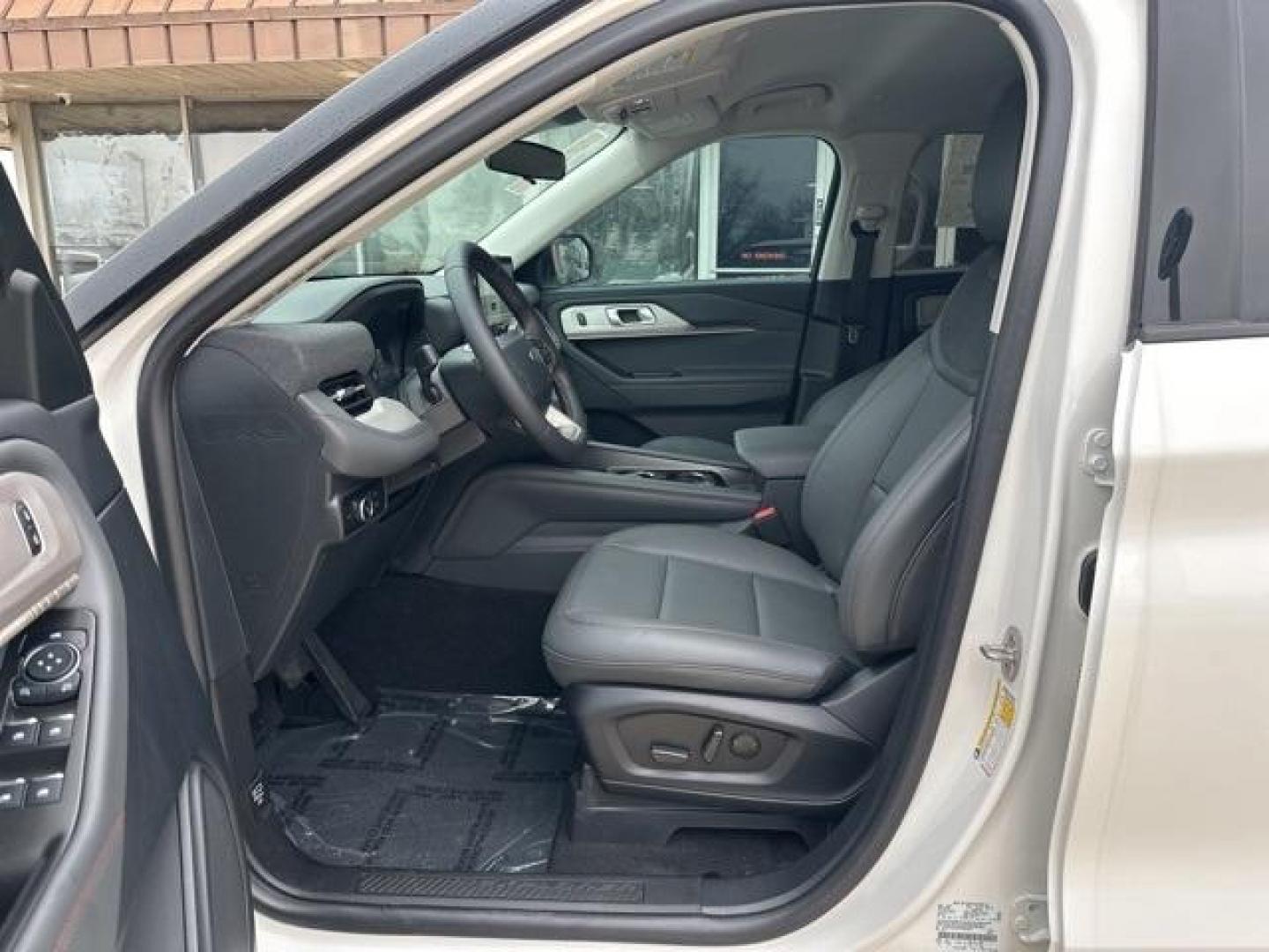 2026 Star White Metallic Tri-Coat /Gray Ford Explorer Active (1FMUK7DH6TG) with an 2.3L EcoBoost I-4 engine, Automatic transmission, located at 1105 E Mulberry, Kaufman, TX, 75142, (972) 962-2151, 32.589550, -96.300926 - $1,500 off MSRP!<br><br><br>Star White Metallic Tri-Coat 2026 Ford Explorer 4D Sport Utility Active RWD 10-Speed Automatic 2.3L EcoBoost I-4 20/29 City/Highway MPG<br><br>20/29 City/Highway MPG Price includes: $1000 - Retail Customer Cash. Exp. 01/05/2026 $500 - Bonus Customer Cash. Exp. 01/05/2026 - Photo#6