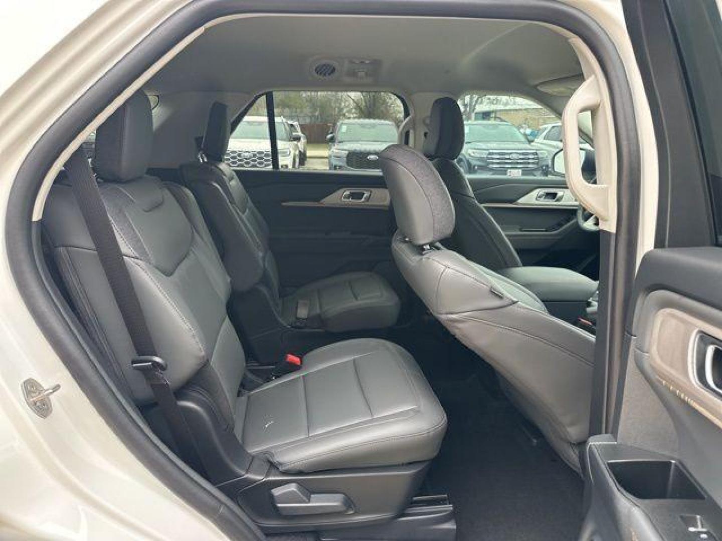 2026 White Metallic /Ultra Dark Space Gray Ford Explorer Active (1FMUK7DH6TG) with an 2.3L EcoBoost I-4 engine, Automatic transmission, located at 1105 E Mulberry, Kaufman, TX, 75142, (972) 962-2151, 32.589550, -96.300926 - $3,500 off MSRP!<br><br><br>Star White Metallic Tri-Coat 2026 Ford Explorer 4D Sport Utility Active RWD 10-Speed Automatic 2.3L EcoBoost I-4 20/29 City/Highway MPG<br><br>20/29 City/Highway MPG Price includes: $3500 - Retail Customer Cash. Exp. 03/31/2026 - Photo#16