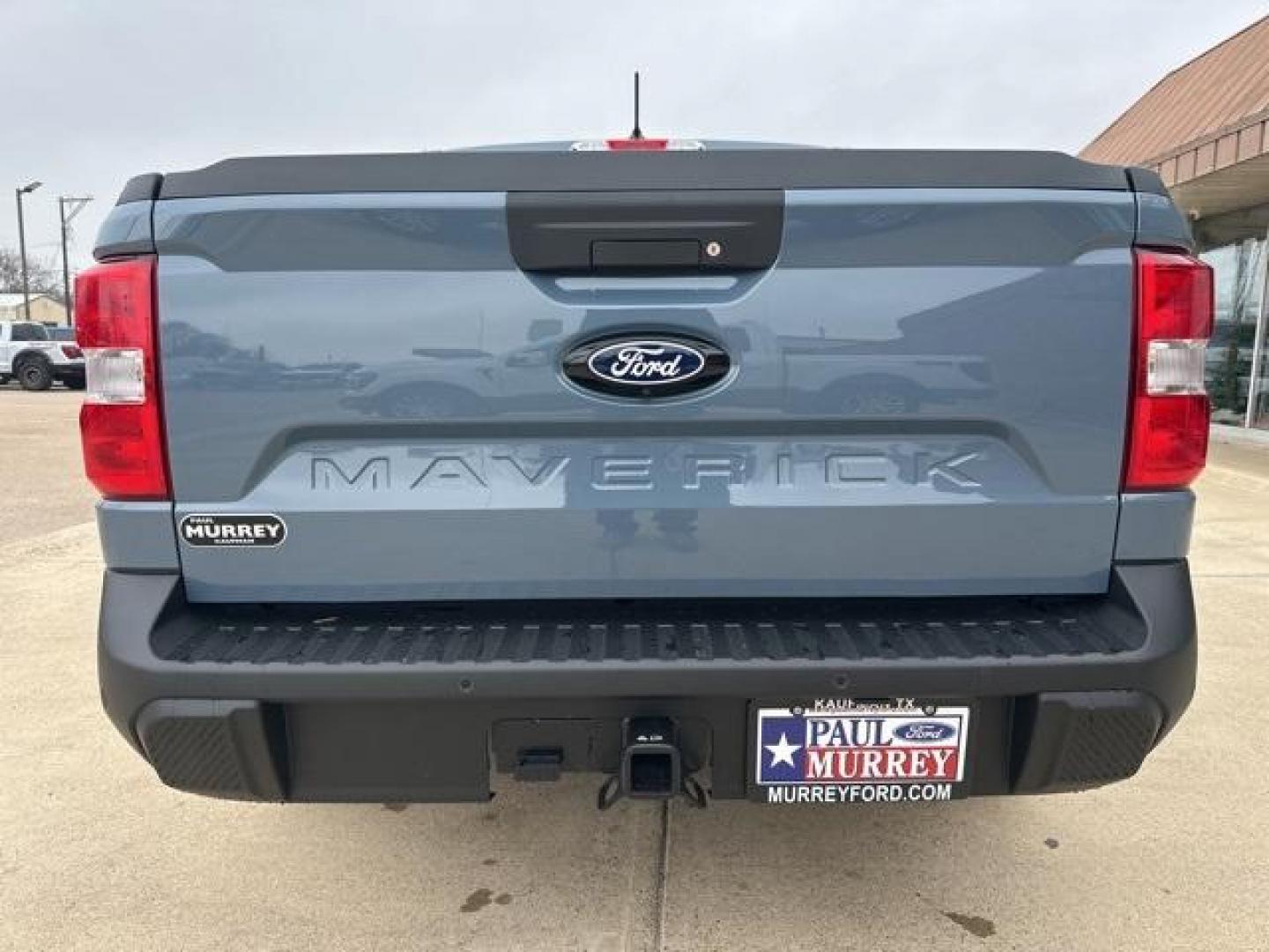 2025 Azure Gray Metallic Tri-Coat /Blue Ford Maverick XLT (3FTTW8H36SR) with an 2.5L I-4 Hybrid engine, CVT transmission, located at 1105 E Mulberry, Kaufman, TX, 75142, (972) 962-2151, 32.589550, -96.300926 - 2.5L I-4 Hybrid.<br>Azure Gray Metallic Tri-Coat 2025 Ford Maverick 4D Crew Cab XLT FWD CVT 2.5L I-4 Hybrid 42/35 City/Highway MPG<br><br>42/35 City/Highway MPG - Photo#3