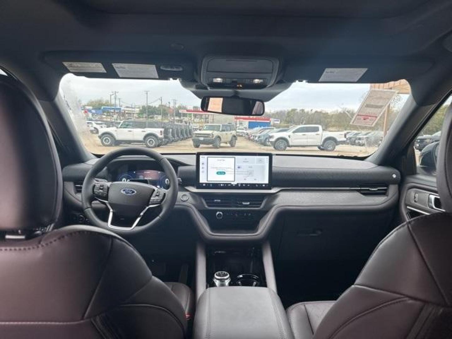 2026 Star White Metallic Tri-Coat /Mojave Dusk Interior Ford Explorer Platinum (1FMUK7HHXTG) with an 2.3L EcoBoost I-4 engine, Automatic transmission, located at 1105 E Mulberry, Kaufman, TX, 75142, (972) 962-2151, 32.589550, -96.300926 - $1,500 off MSRP!<br><br><br>Star White Metallic Tri-Coat 2026 Ford Explorer 4D Sport Utility Platinum RWD 10-Speed Automatic 2.3L EcoBoost I-4 20/29 City/Highway MPG<br><br>20/29 City/Highway MPG Price includes: $1000 - Retail Customer Cash. Exp. 01/05/2026 $500 - Bonus Customer Cash. Exp. 01/05/202 - Photo#12