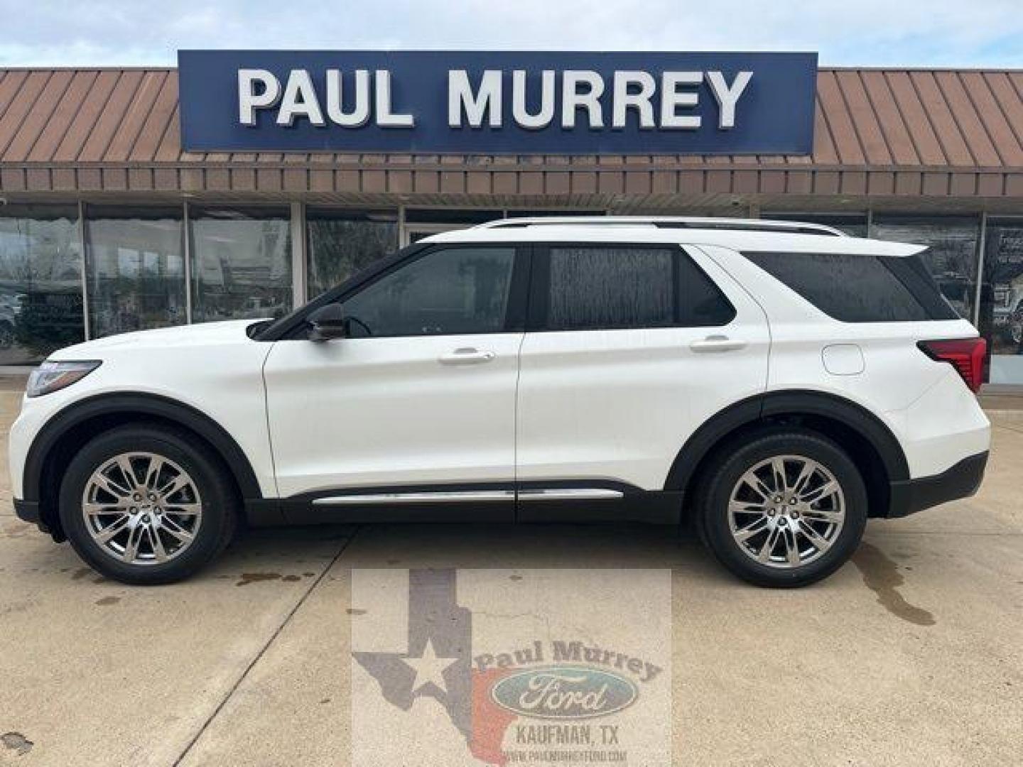 2026 White Metallic /Mojave Dusk/Onyx Ford Explorer Platinum (1FMUK7HHXTG) with an 2.3L EcoBoost I-4 engine, Automatic transmission, located at 1105 E Mulberry, Kaufman, TX, 75142, (972) 962-2151, 32.589550, -96.300926 - $3,500 off MSRP!<br><br><br>Star White Metallic Tri-Coat 2026 Ford Explorer 4D Sport Utility Platinum RWD 10-Speed Automatic 2.3L EcoBoost I-4 20/29 City/Highway MPG<br><br>20/29 City/Highway MPG Price includes: $3500 - Retail Customer Cash. Exp. 03/31/2026 - Photo#0