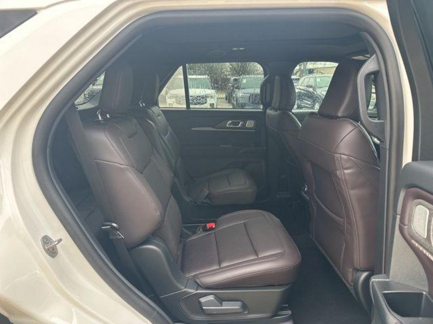 2026 White Metallic /Mojave Dusk/Onyx Ford Explorer Platinum (1FMUK7HHXTG) with an 2.3L EcoBoost I-4 engine, Automatic transmission, located at 1105 E Mulberry, Kaufman, TX, 75142, (972) 962-2151, 32.589550, -96.300926 - $1,000 off MSRP!<br><br><br>Star White Metallic Tri-Coat 2026 Ford Explorer 4D Sport Utility Platinum RWD 10-Speed Automatic 2.3L EcoBoost I-4 20/29 City/Highway MPG<br><br>20/29 City/Highway MPG Price includes: $1000 - Employee Pricing Retail Customer Cash. Exp. 07/06/2026 - Photo#15